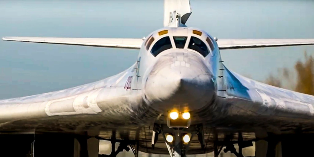 Britische Geheimdienste: Verlegung von Langstreckenbombern schwächt Moskau