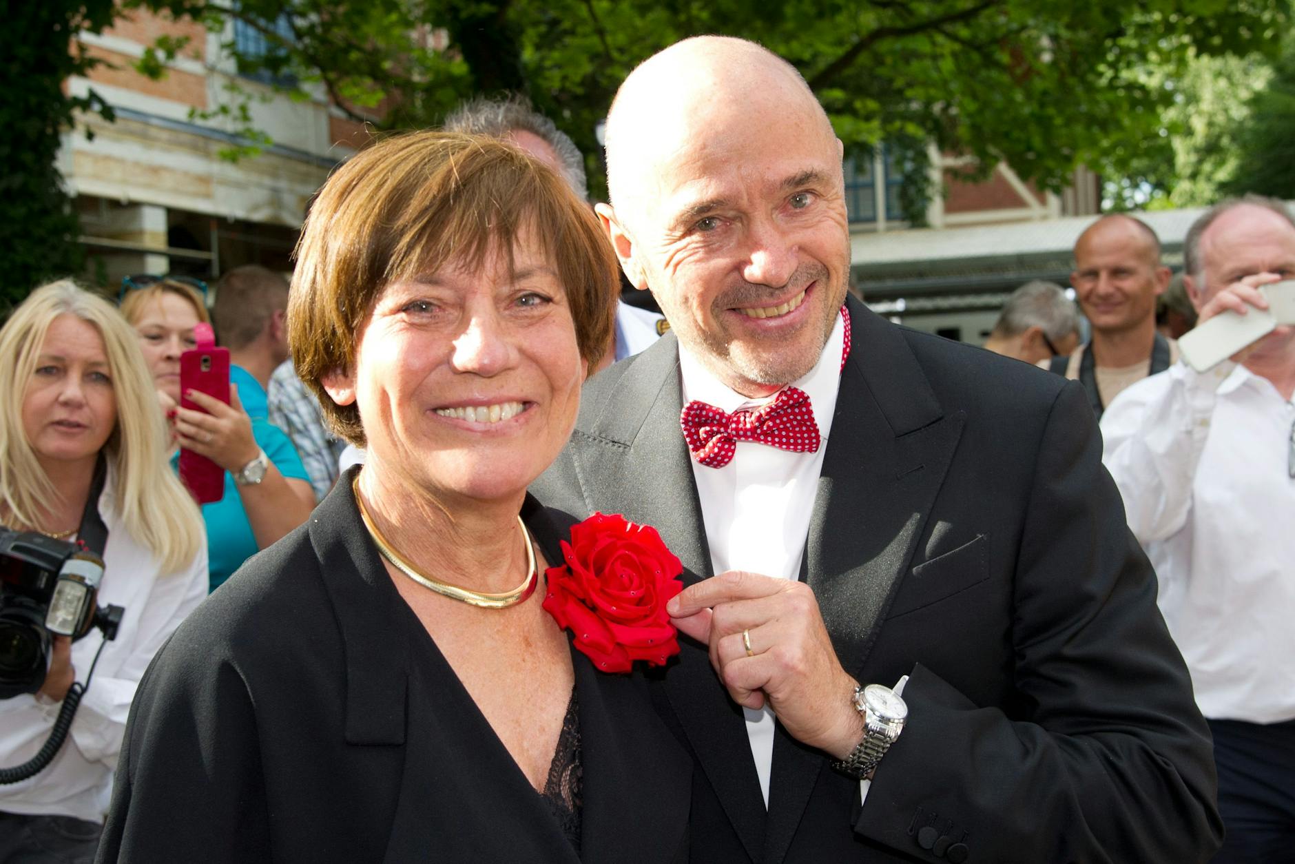 Die früheren Skirennläufer Rosi Mittermaier und Christian Neureuther 2015 bei der Eröffnung der 104. Bayreuther Festspiele.