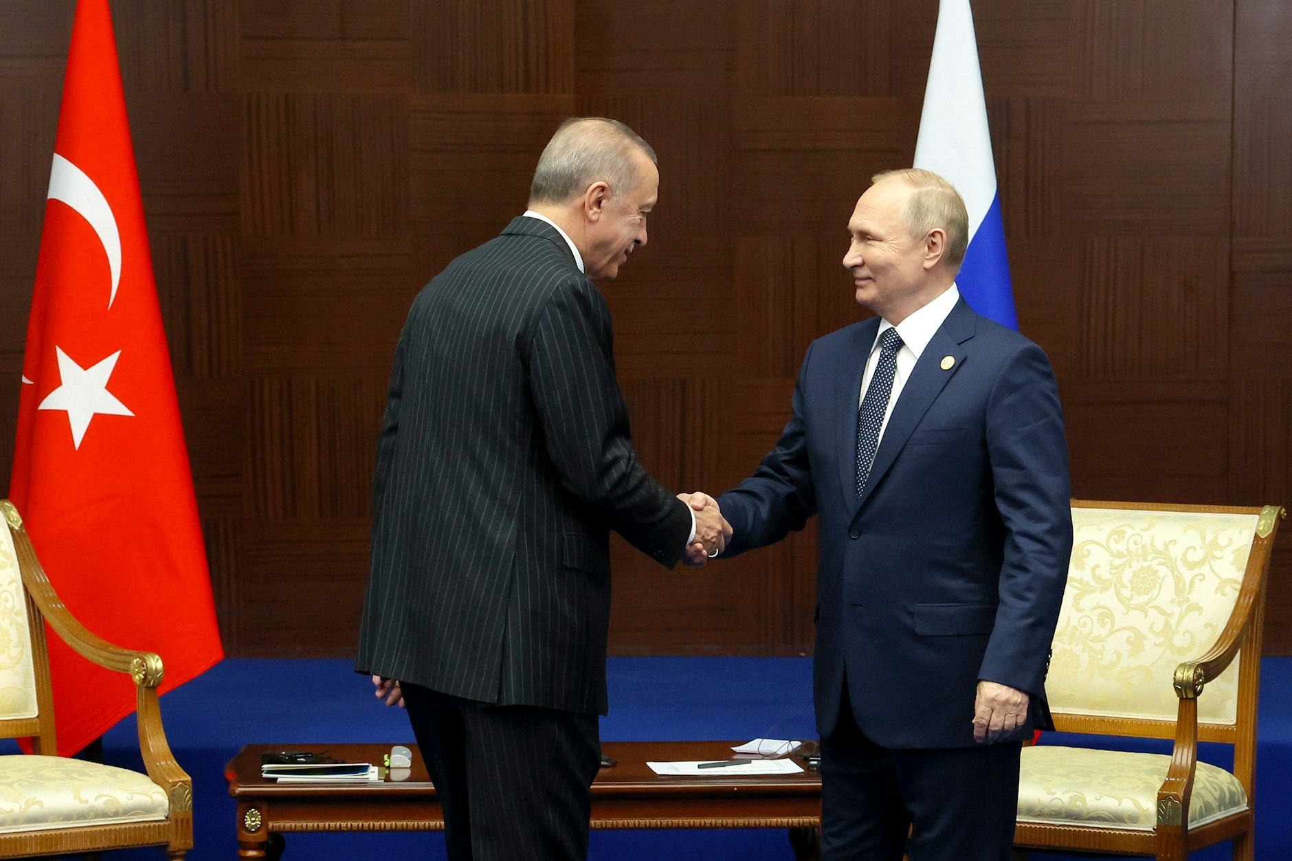 Russlands Präsident Wladimir Putin und der türkische Präsident Recep Tayyip Erdogan bei einem Treffen im Oktober 2022.