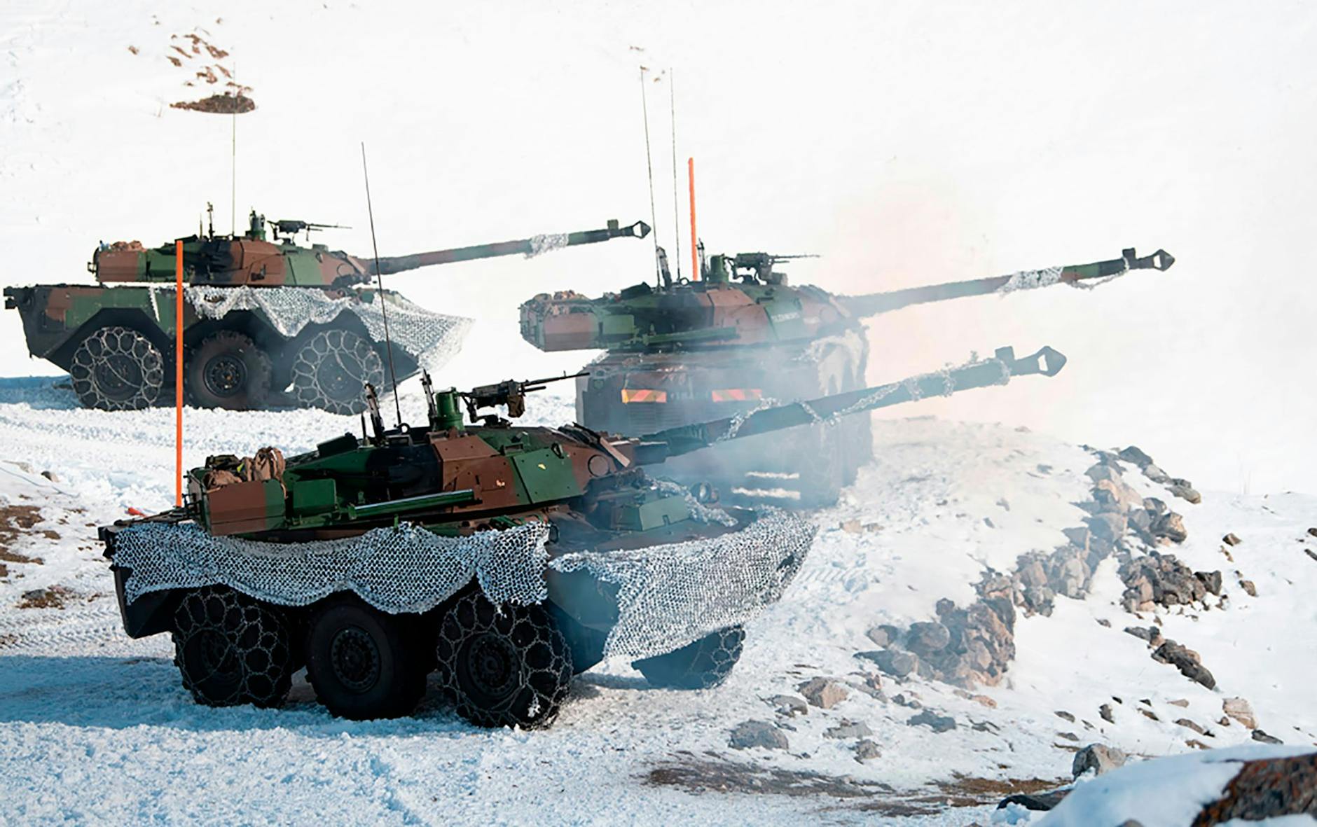 HANDOUT - Kampfpanzer von Typ AMX-10 RC. Frankreich hatte der Ukraine die Lieferung des Spähpanzers zugesagt, der Elyseepalast sprach von einem «leichten Kampfpanzer». de Terre/AP/dpa