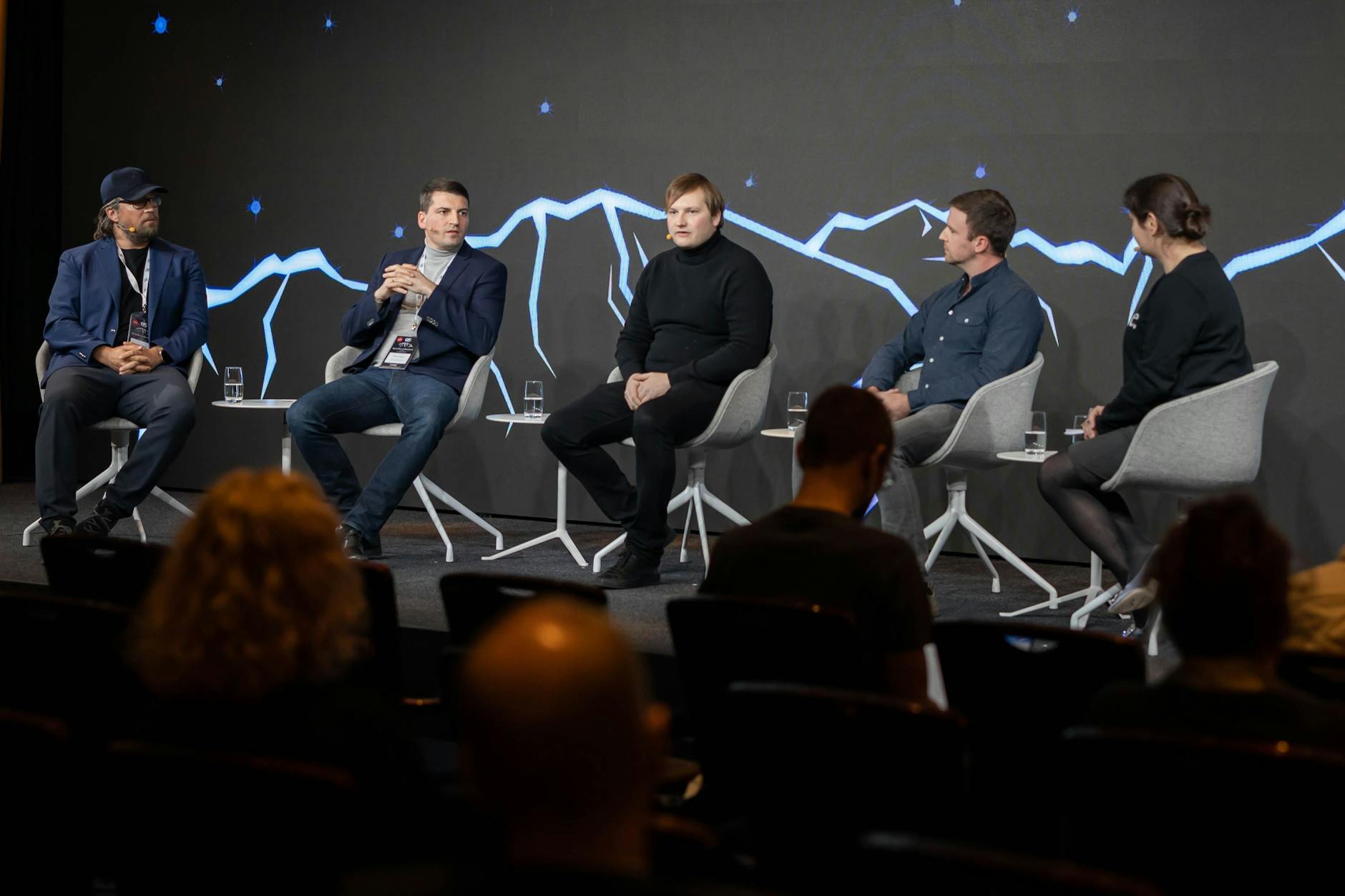 Teilnehmer eines Panels der Crypto Finance Conference (CfC) in St. Moritz. 