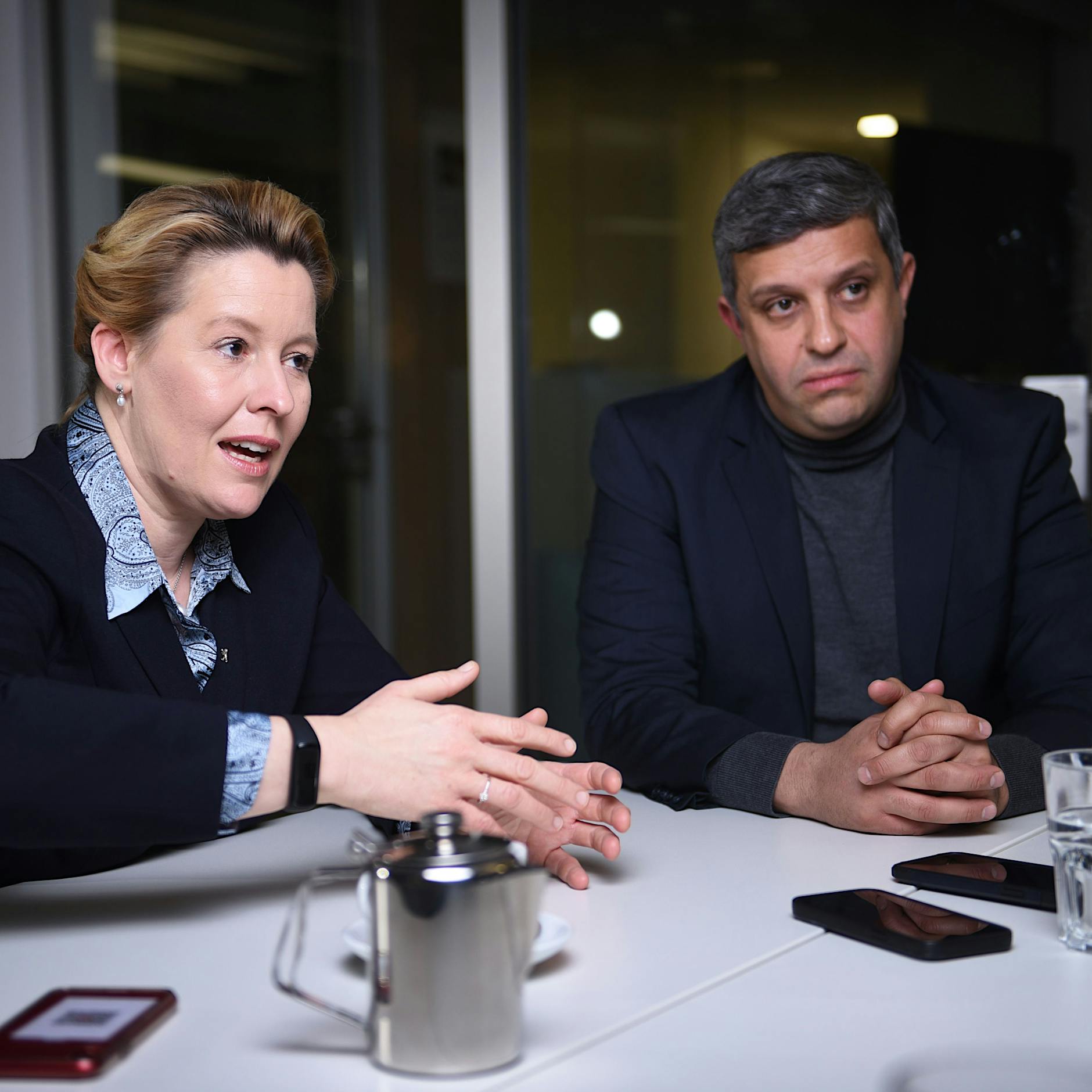 Berlin: Giffey und Saleh kündigen neue Härte nach Silvester-Krawallen an