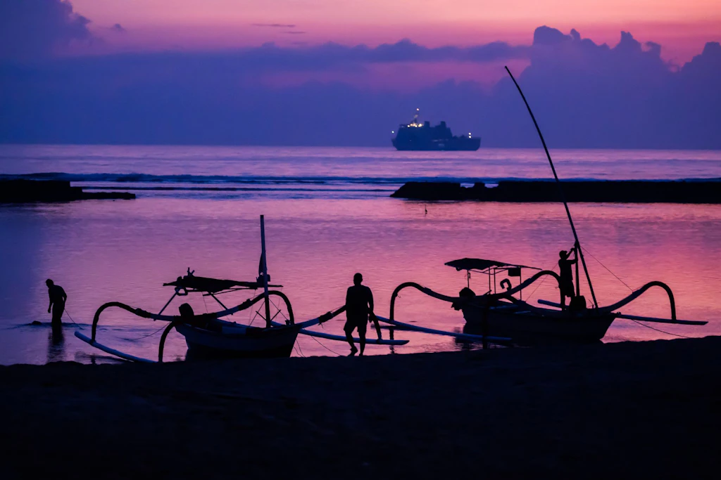 Bali: Deutscher und Österreicher im Meer vermisst