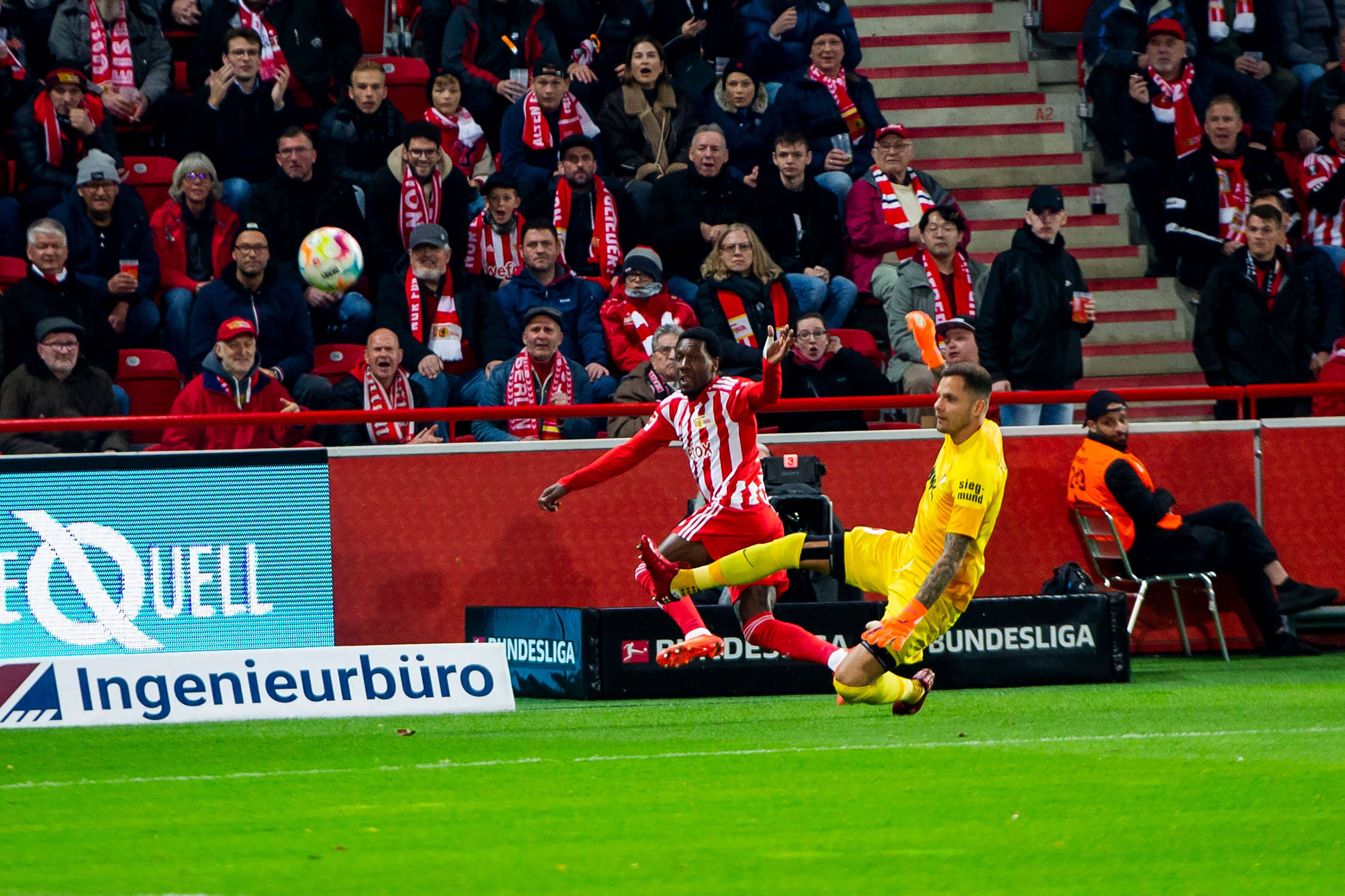 Image - Der 1. FC Union trifft auf Aufstiegsheld Rafal Gikiewicz, der jetzt auch ein Mosaikstein im Drama um Manuel Neuer ist
