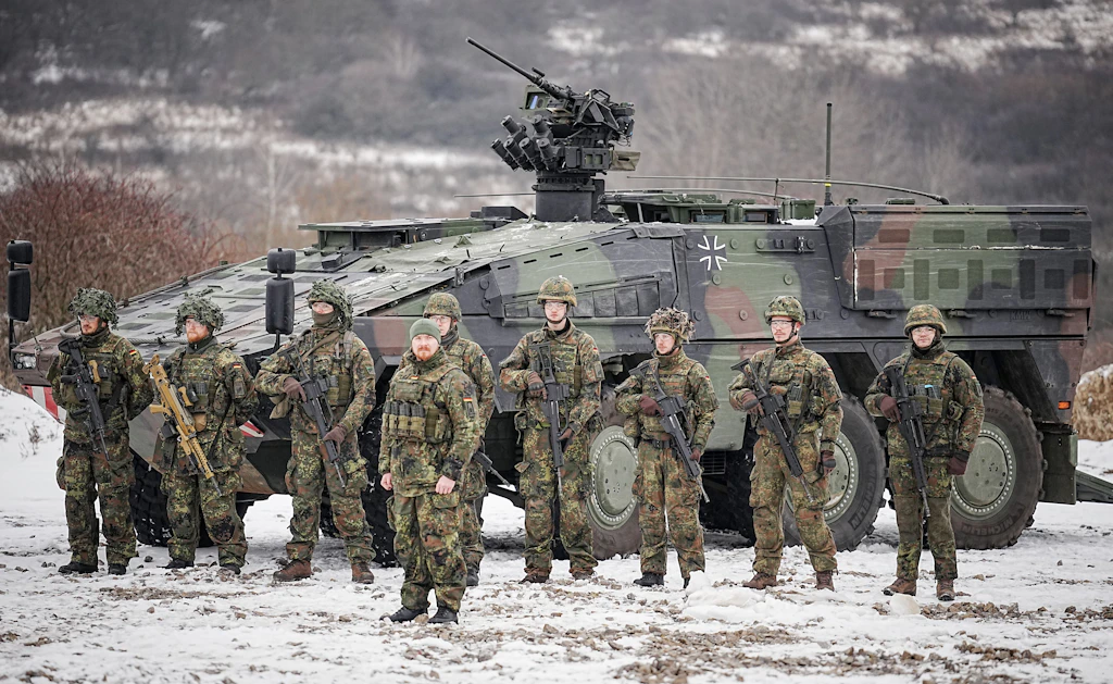 Krieg in Europa: Zahl der Kriegsdienstverweigerer steigt rasant