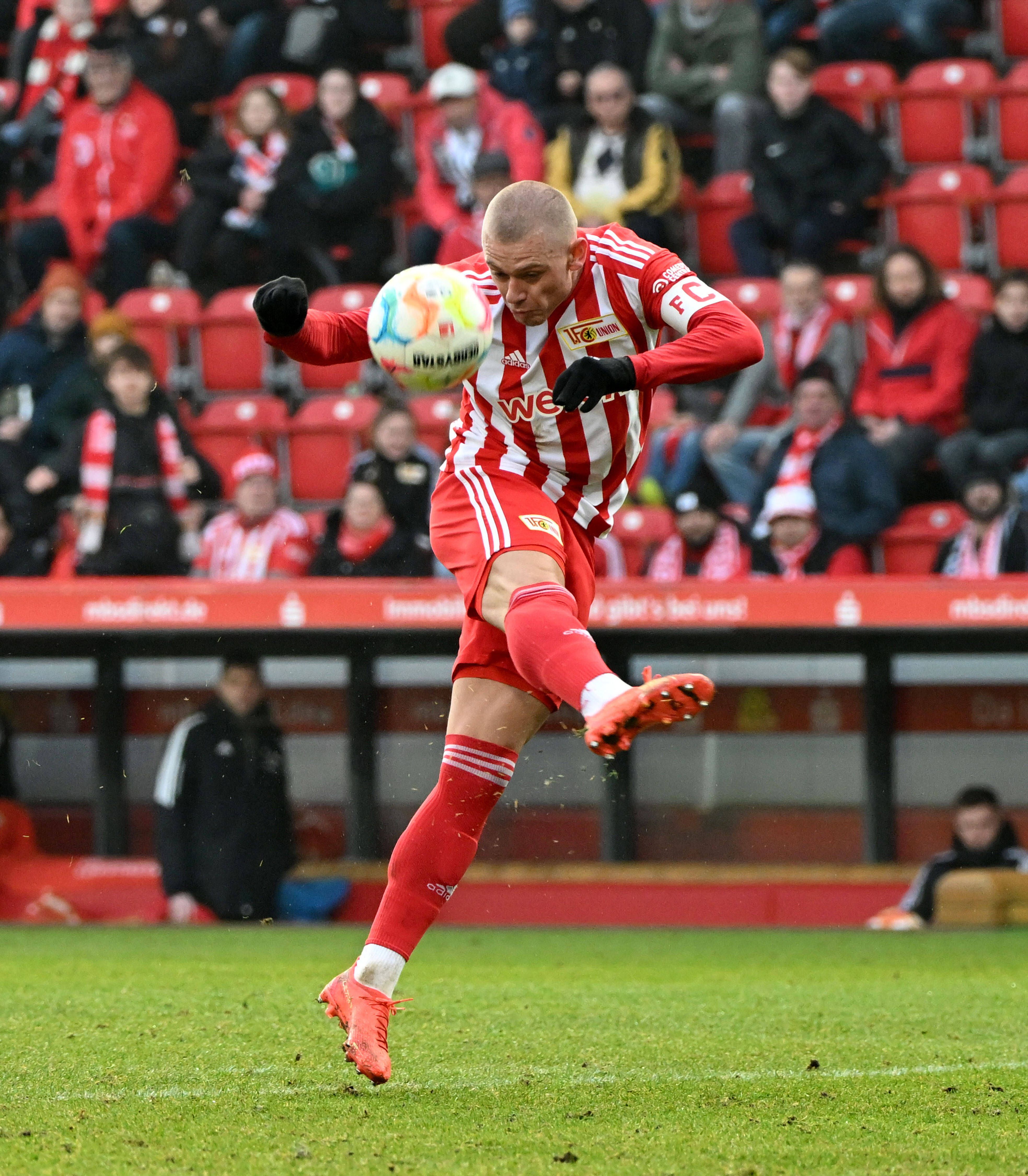 Image - Transferalarm! Brighton & Hove Albion baggert an Union-Star Julian Ryerson