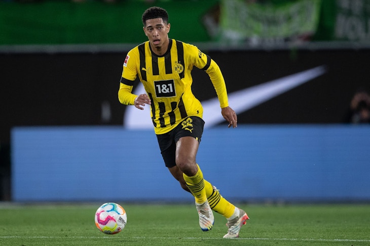 Aufregung beim Abflug: BVB-Star Bellingham vergisst Pass