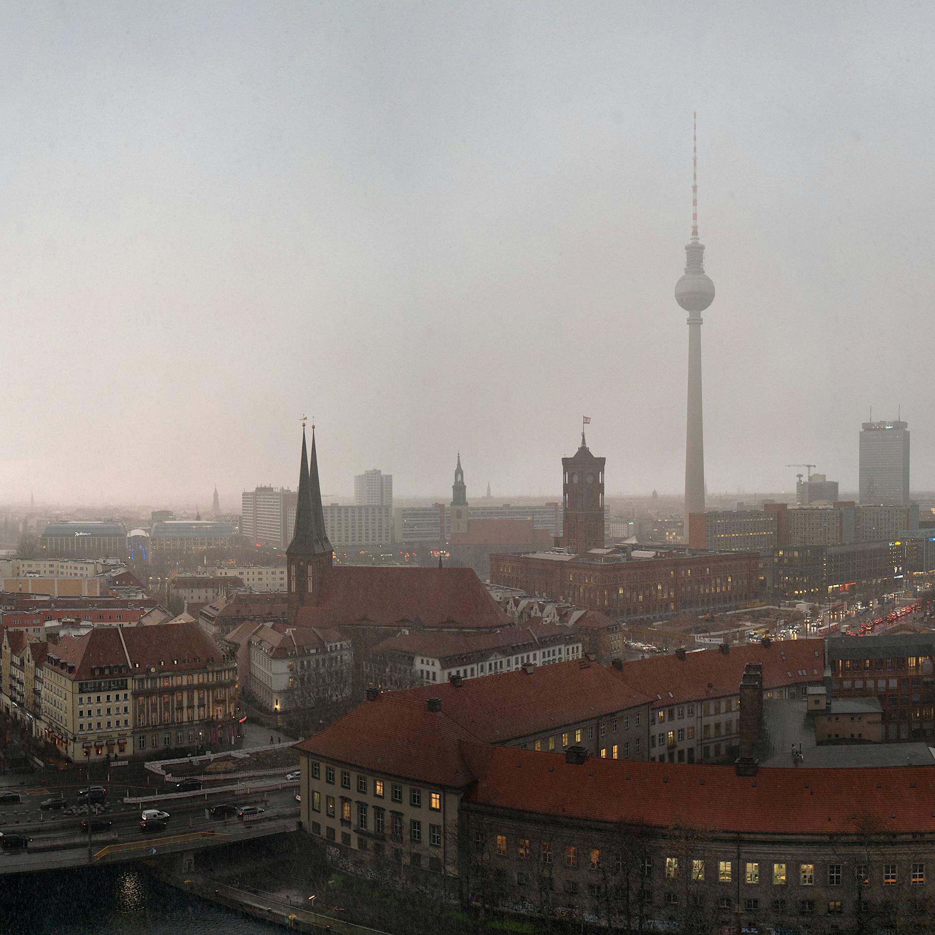 „Willst du wirklich hier alt werden?“ Schweizer Werbeagentur macht Berlin madig