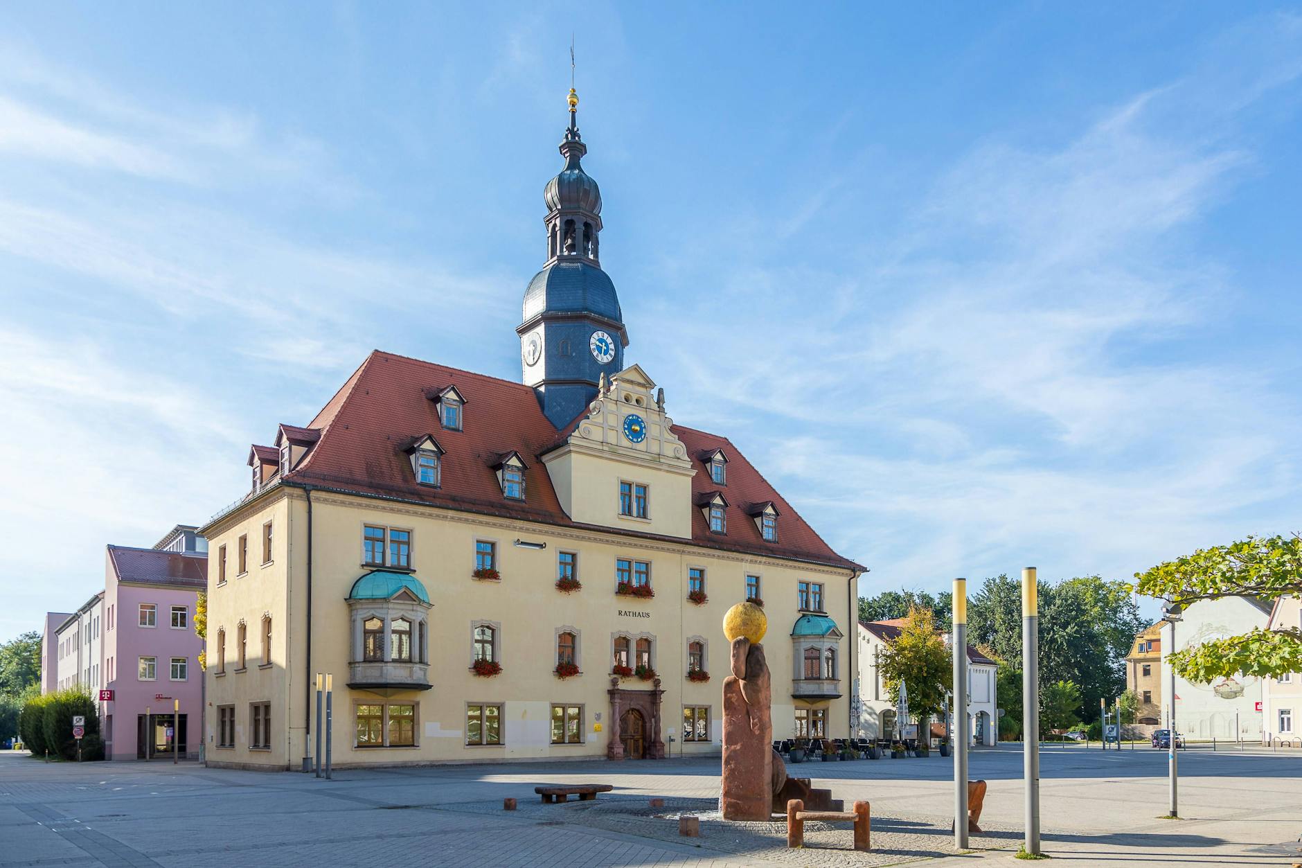 Am Martkplatz im sächsischen Borna wurde randaliert.