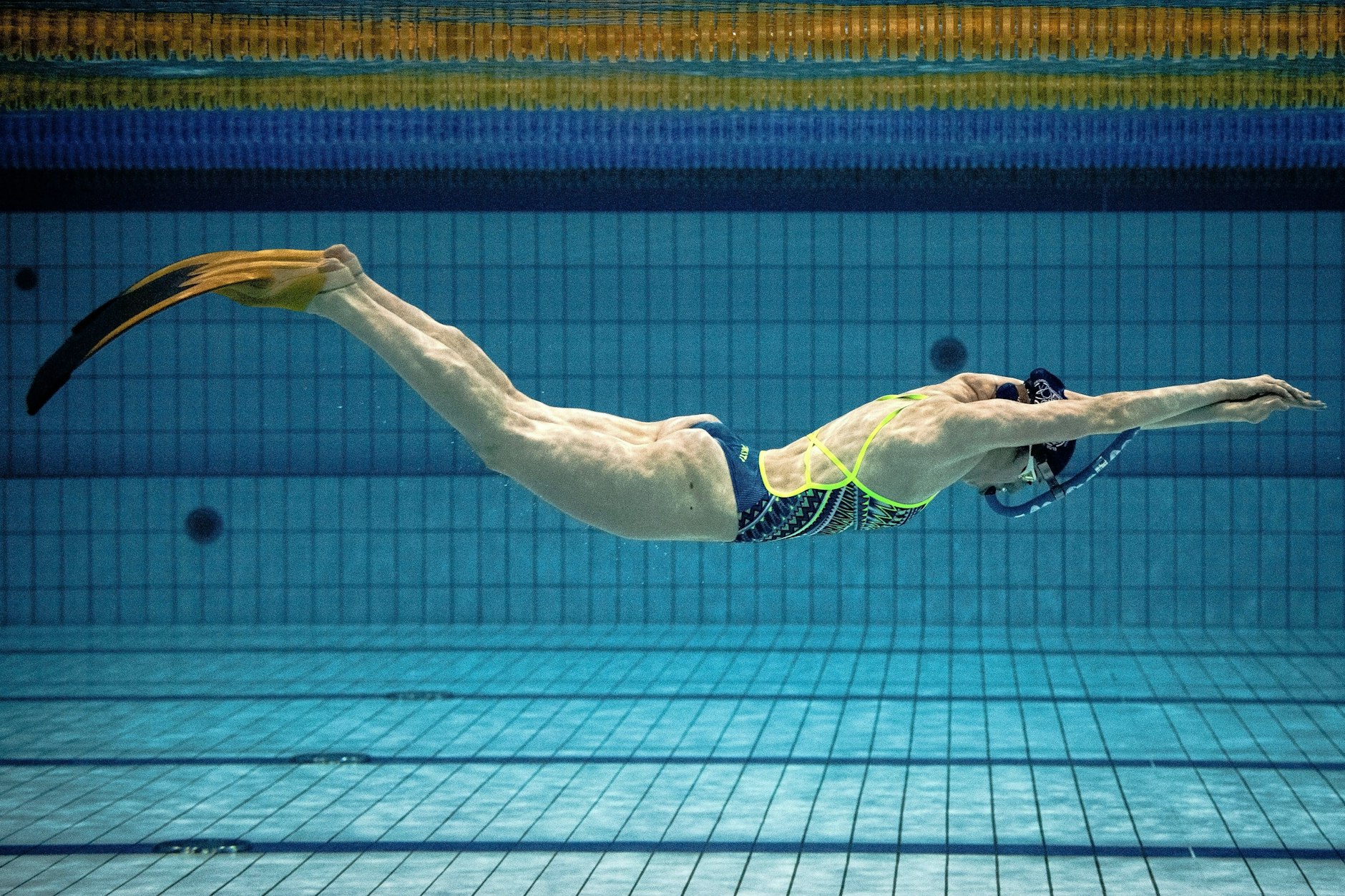 Finswimming: Johanna Schikora im der Schwimmhalle des Sportforums Berlin-Hohenschönhausen