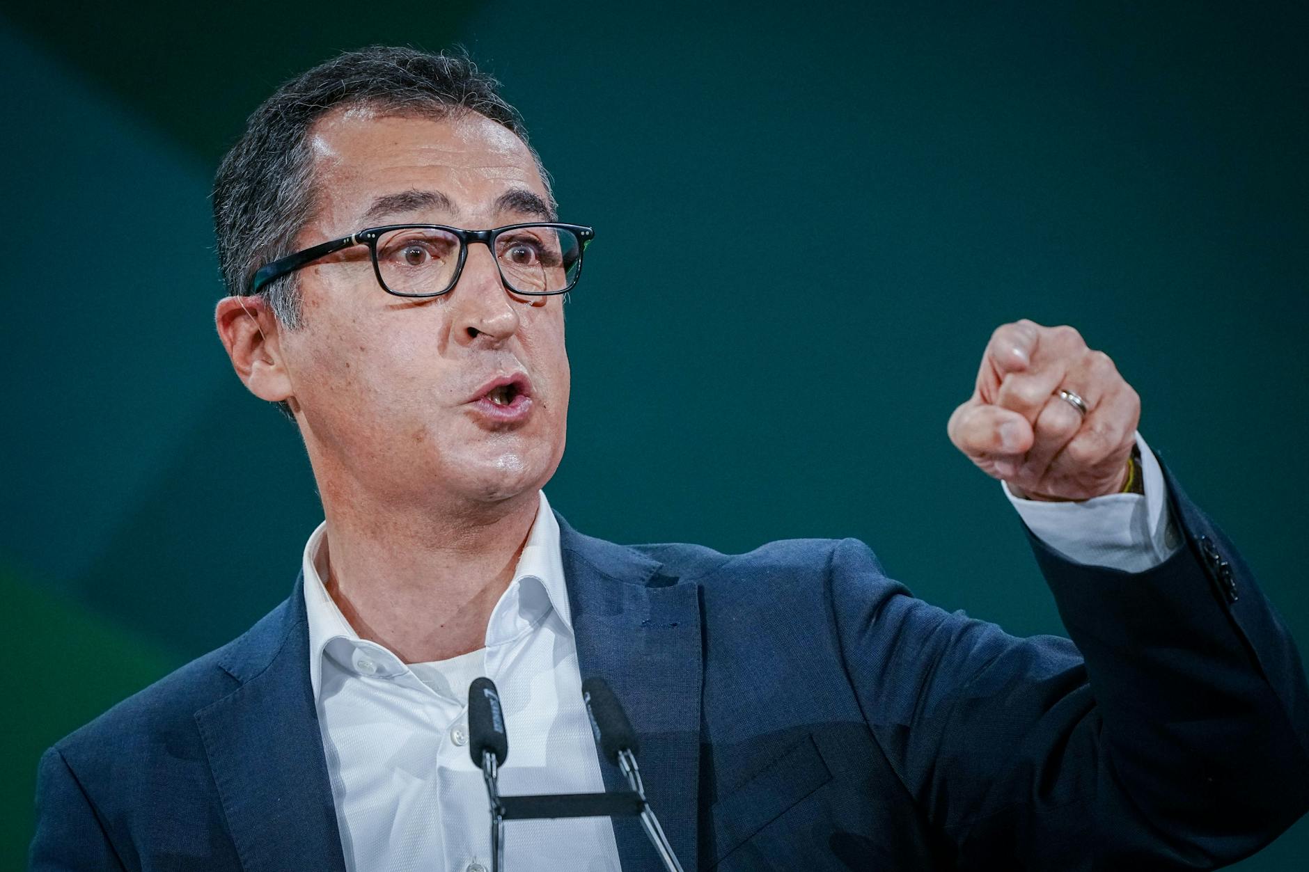 Agrarminister Cem Özdemir (Grüne) will keinen Bio-Sprit mehr.