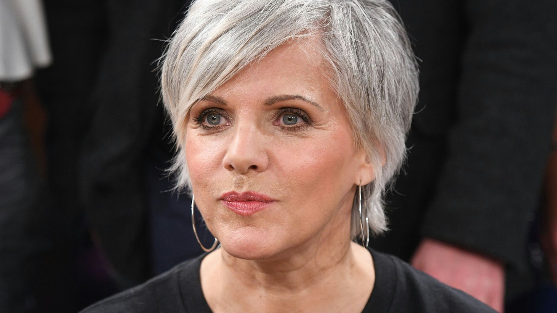 Die Moderatorin Birgit Schrowange stand für Extra lange vor der Kamera, schied 2019 aus.