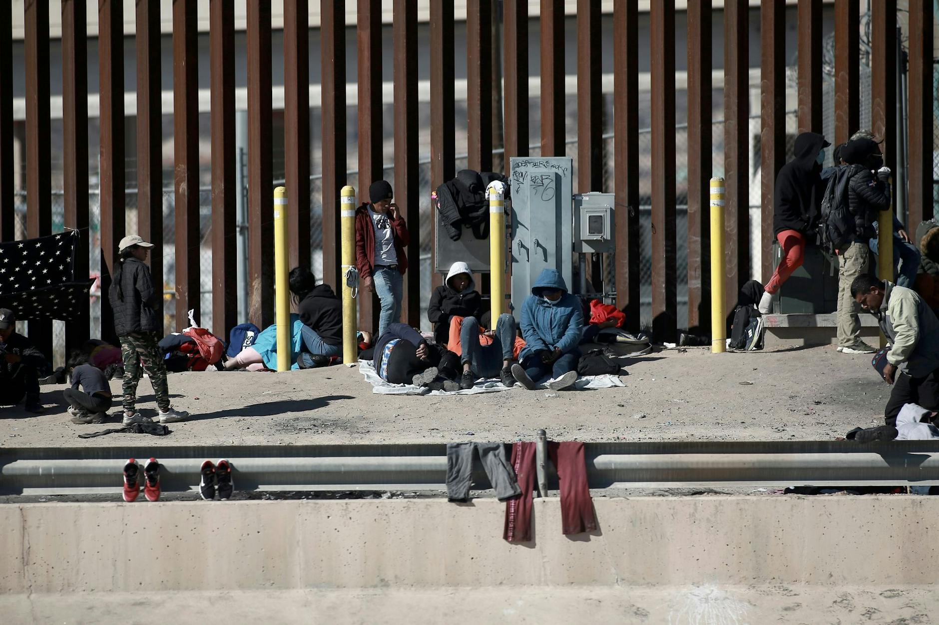 Migranten an der US-mexikanischen Grenze bei Ciudad Juarez (Mexiko).