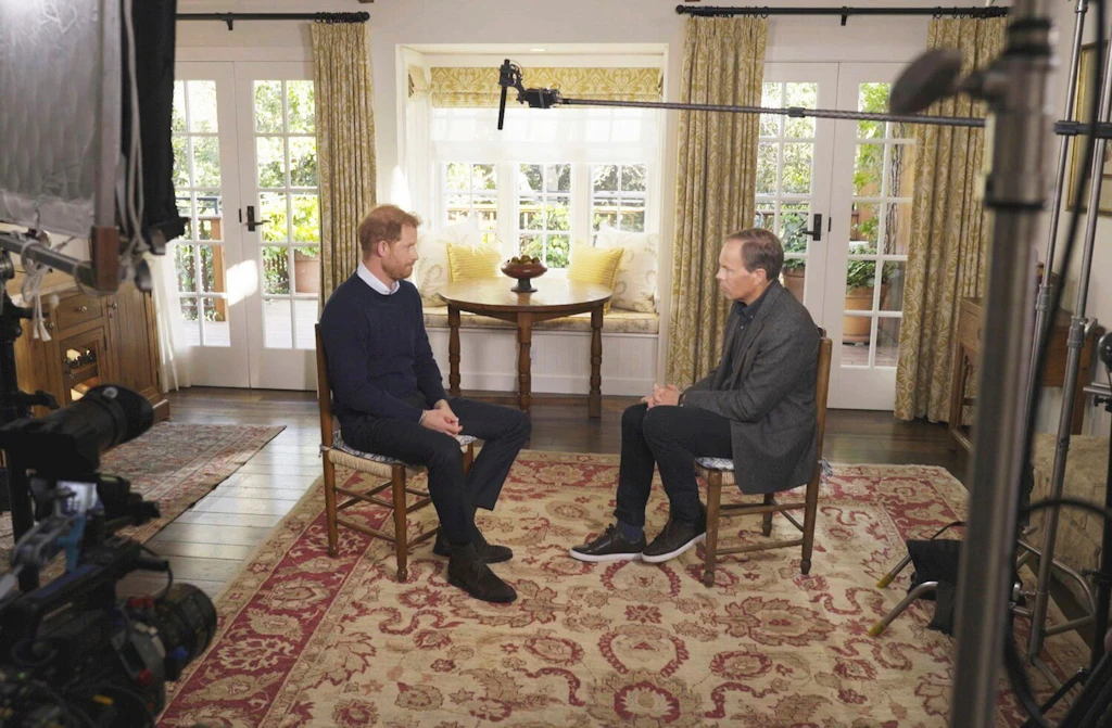 Prinz Harry im Interview den Tränen nah: „Ich sitze hier und bitte um eine Familie“