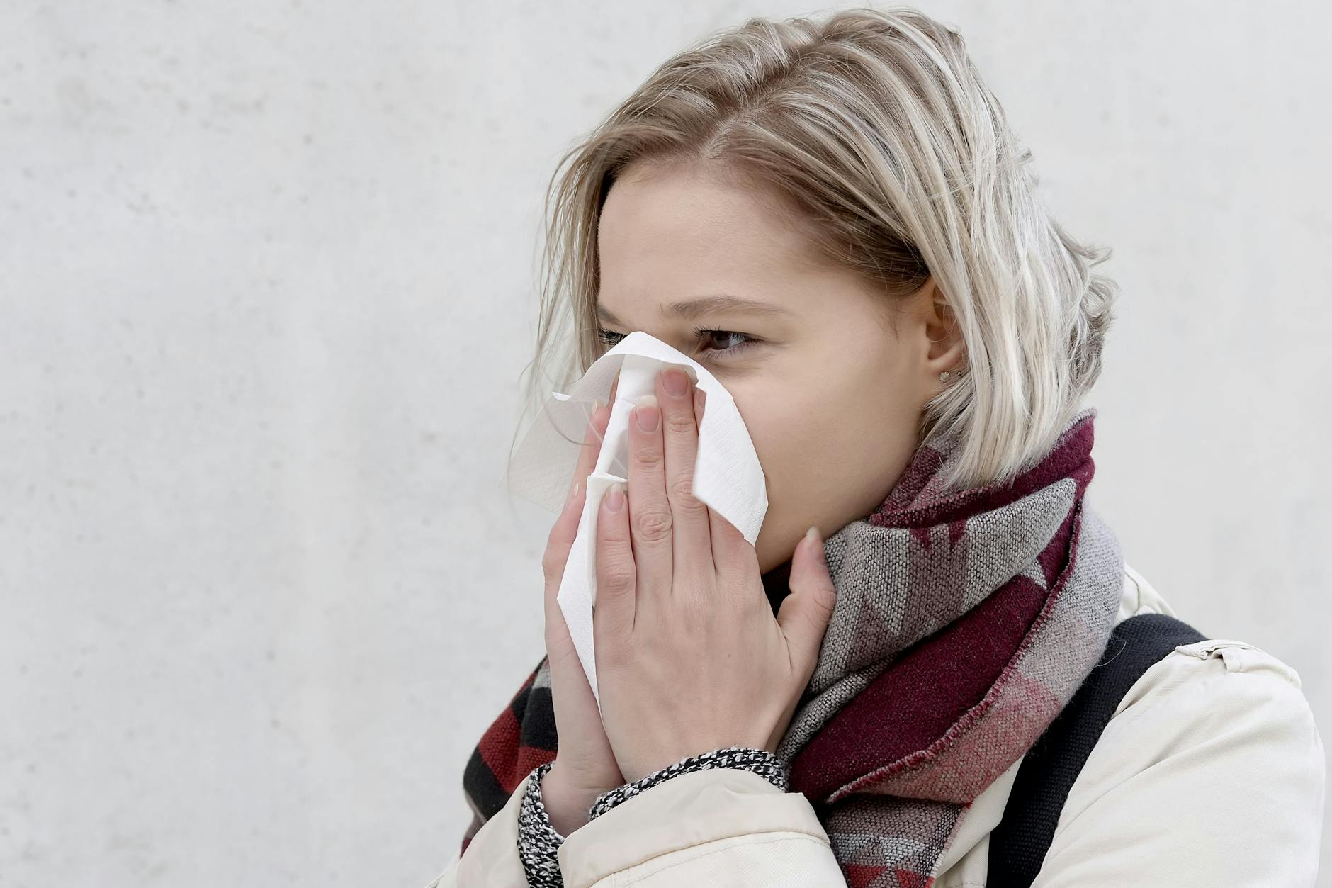 Bei vielen Allergikern kribbelt es bereits in der Nase.
