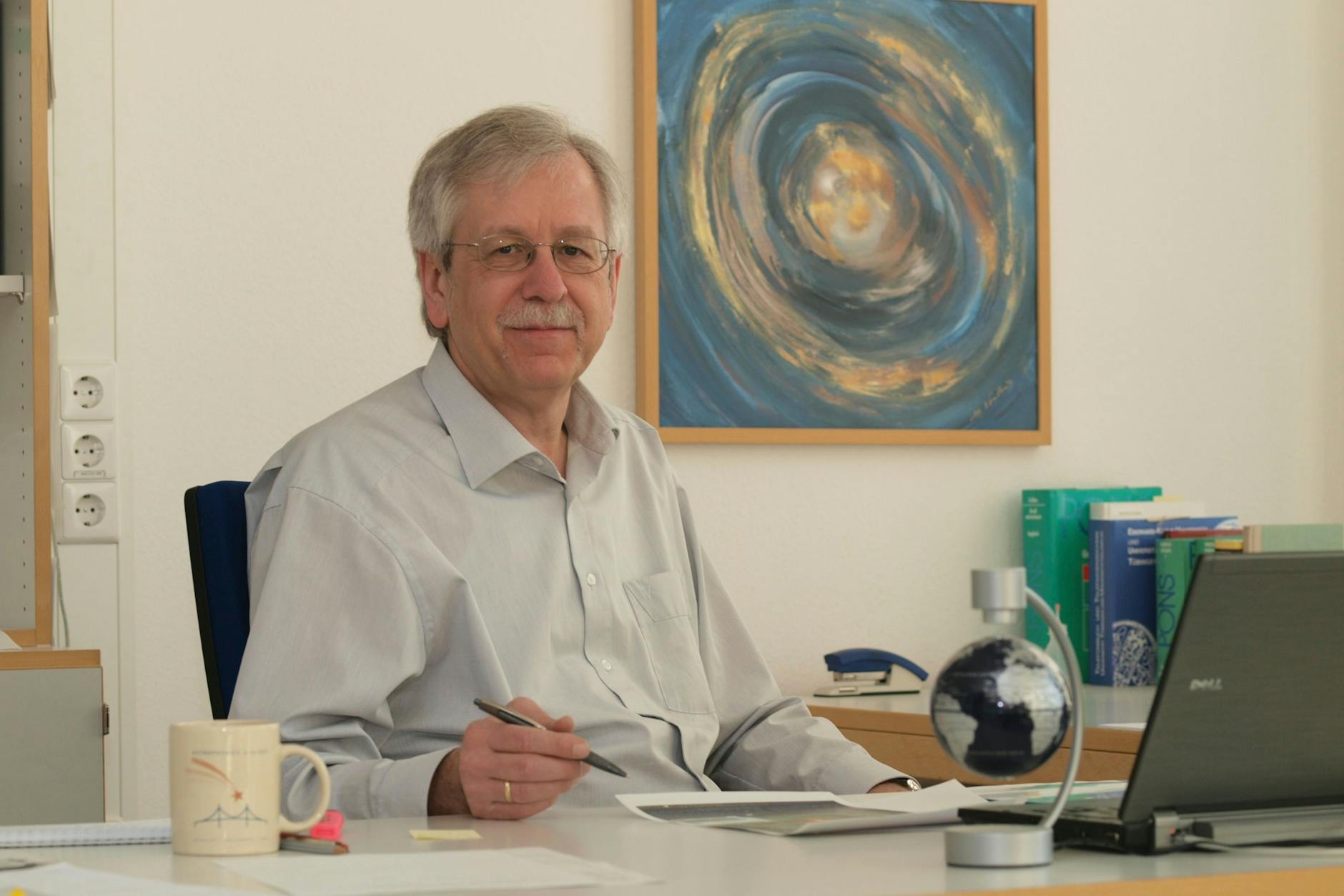 Sterneforscher Prof. Klaus Werner fand die heißesten Sterne des Universums. 