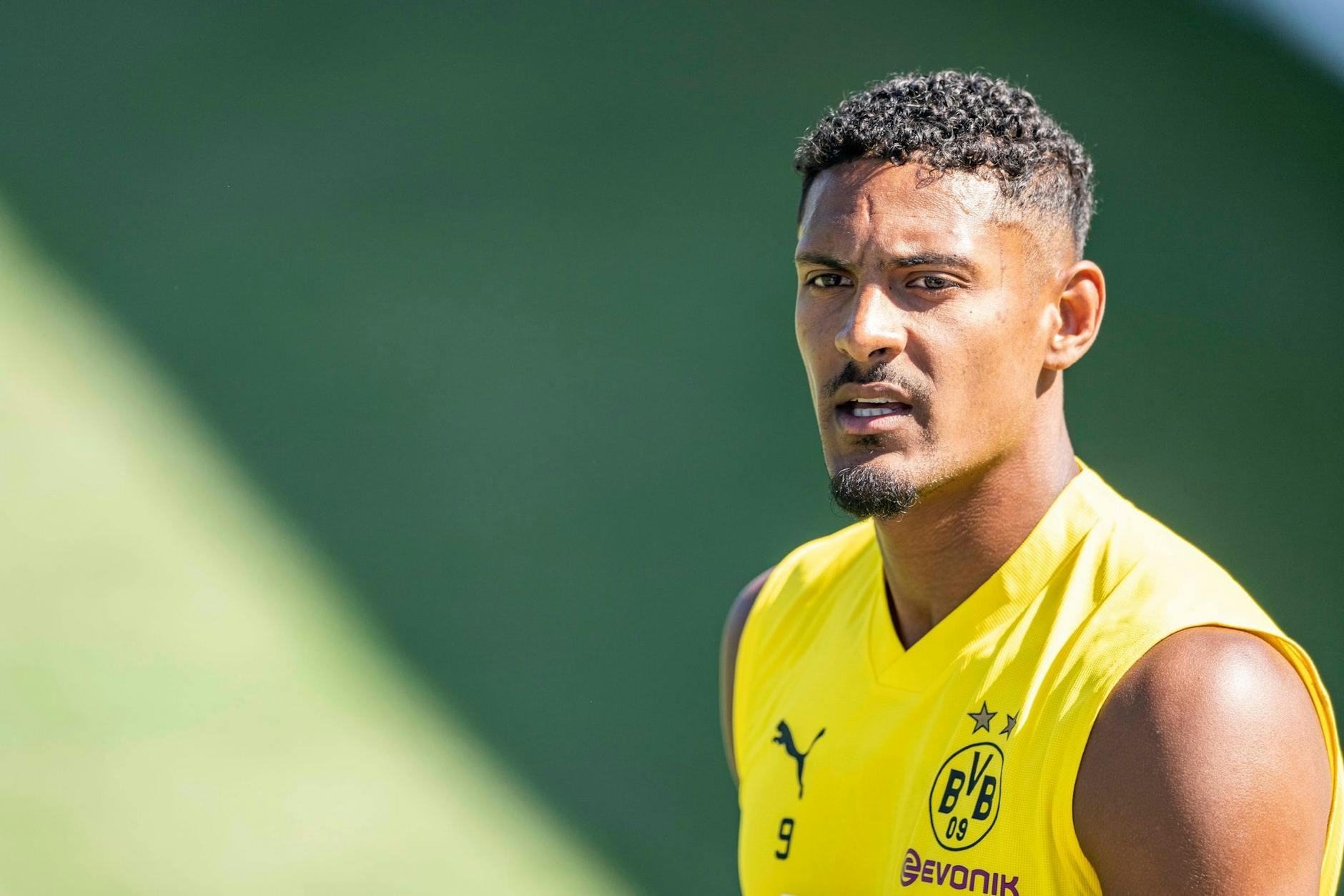 ARCHIV - Er könnte schon bald im Dortmund-Trikot auflaufen: Sebastien Haller.