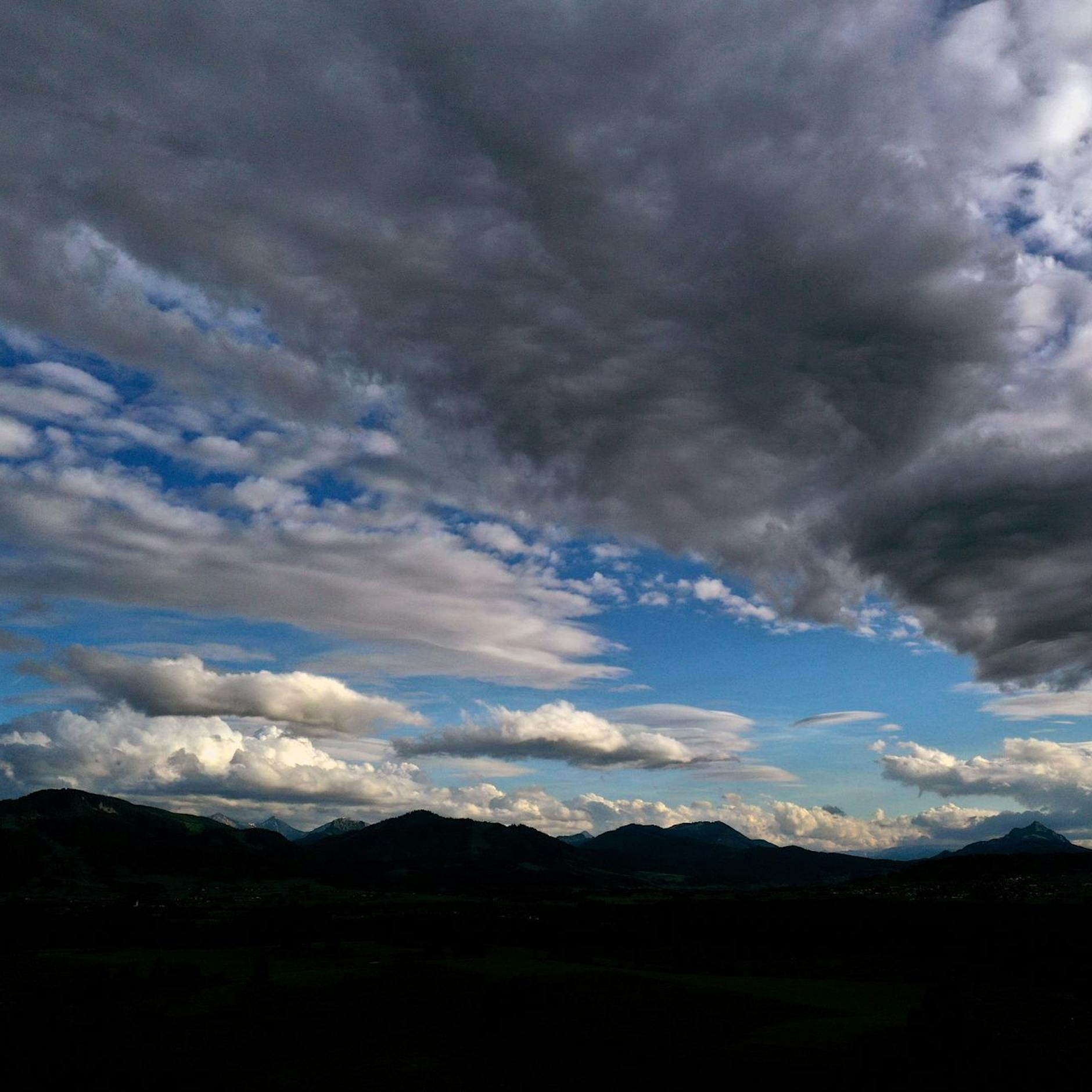 Spätwinter schleicht sich an Berlin heran: Irres Zickzack-Wetter mit Sturm, Gewitter und Frost!