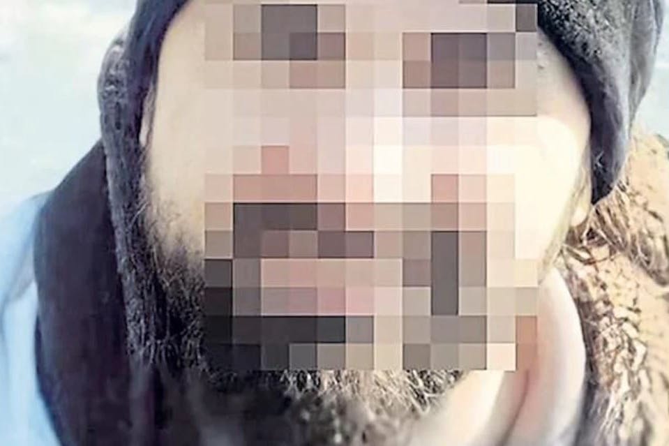 Drei Schüsse wurden auf Mahmoud F. (39) in seiner Wohnung in Berlin-Wedding abgefeuert. Es war sein Schwager Mhamed H. (33), der abdrückte.