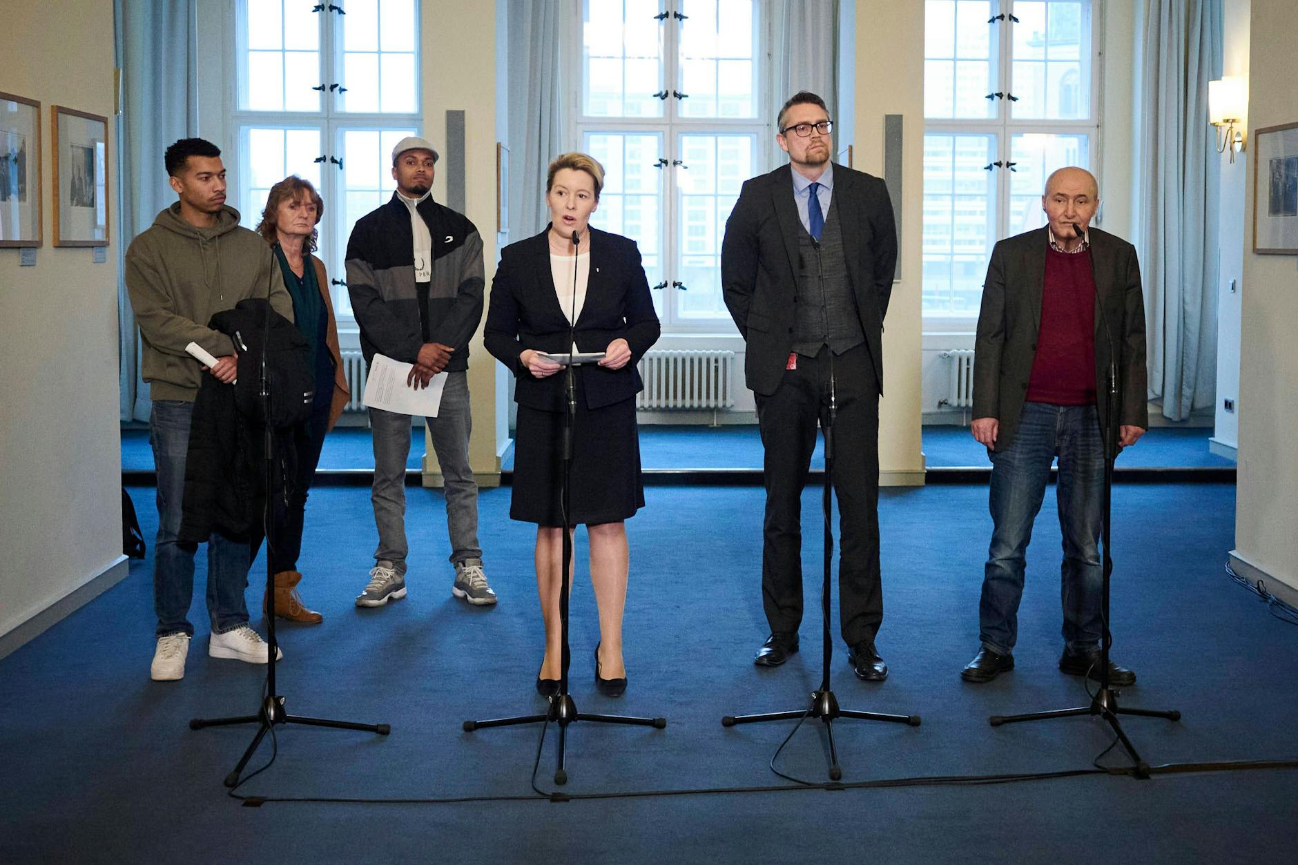 Fanziska Giffey verkündet im Roten Rathaus die Ergebnisse des Gipfels gegen Jugendgewalt.