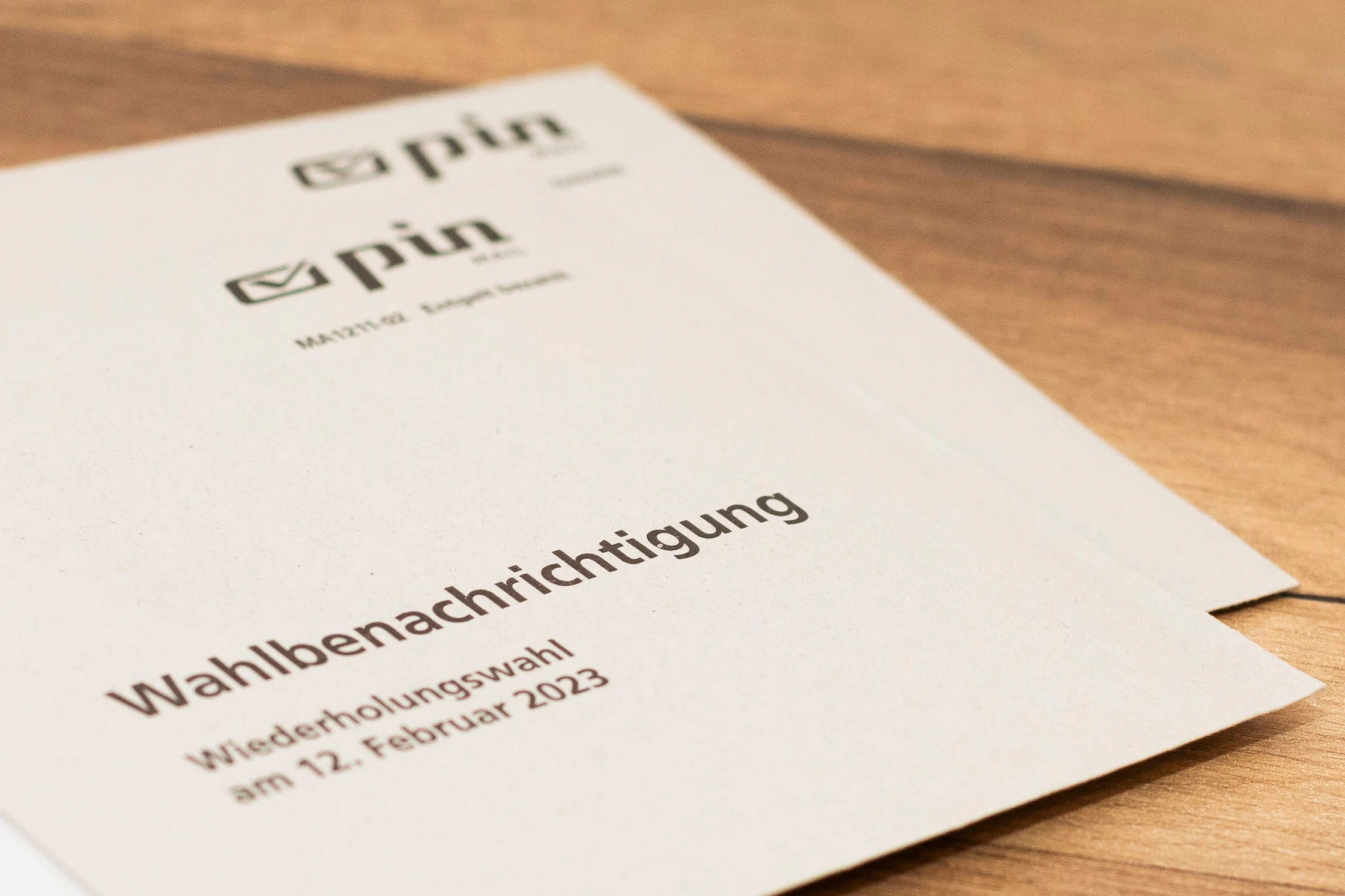 Briefe zur Wahlbenachrichtigung die durch die PIN versendet werden. 