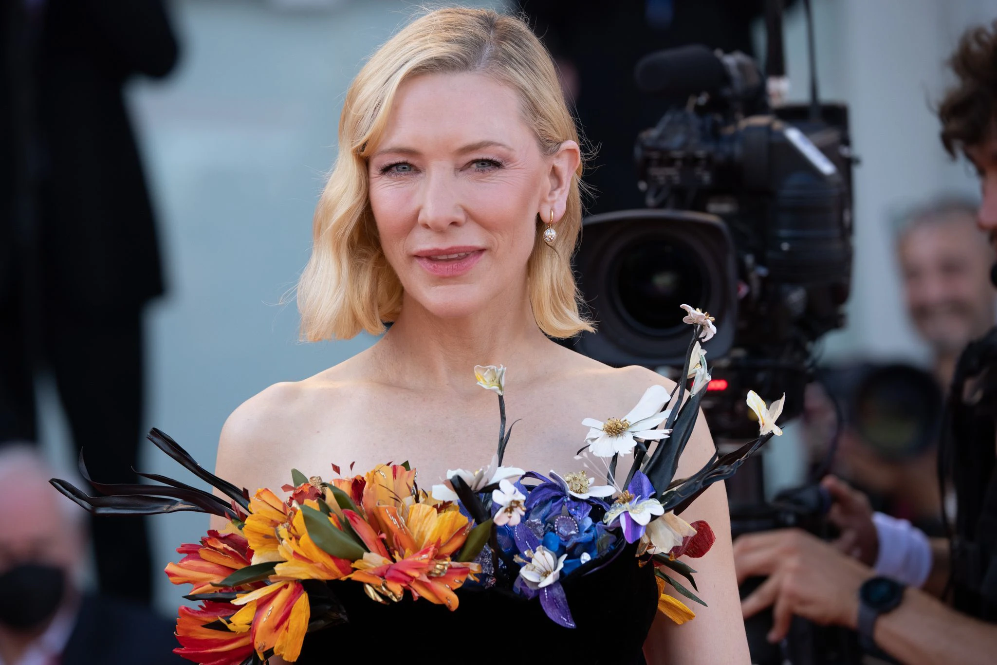 ARCHIV - Die US-Schauspielerin Cate Blanchett kommt zur Premiere des Films «Tár» während der 79. Filmfestspiele in Venedig (2022).   Wire/dpa
