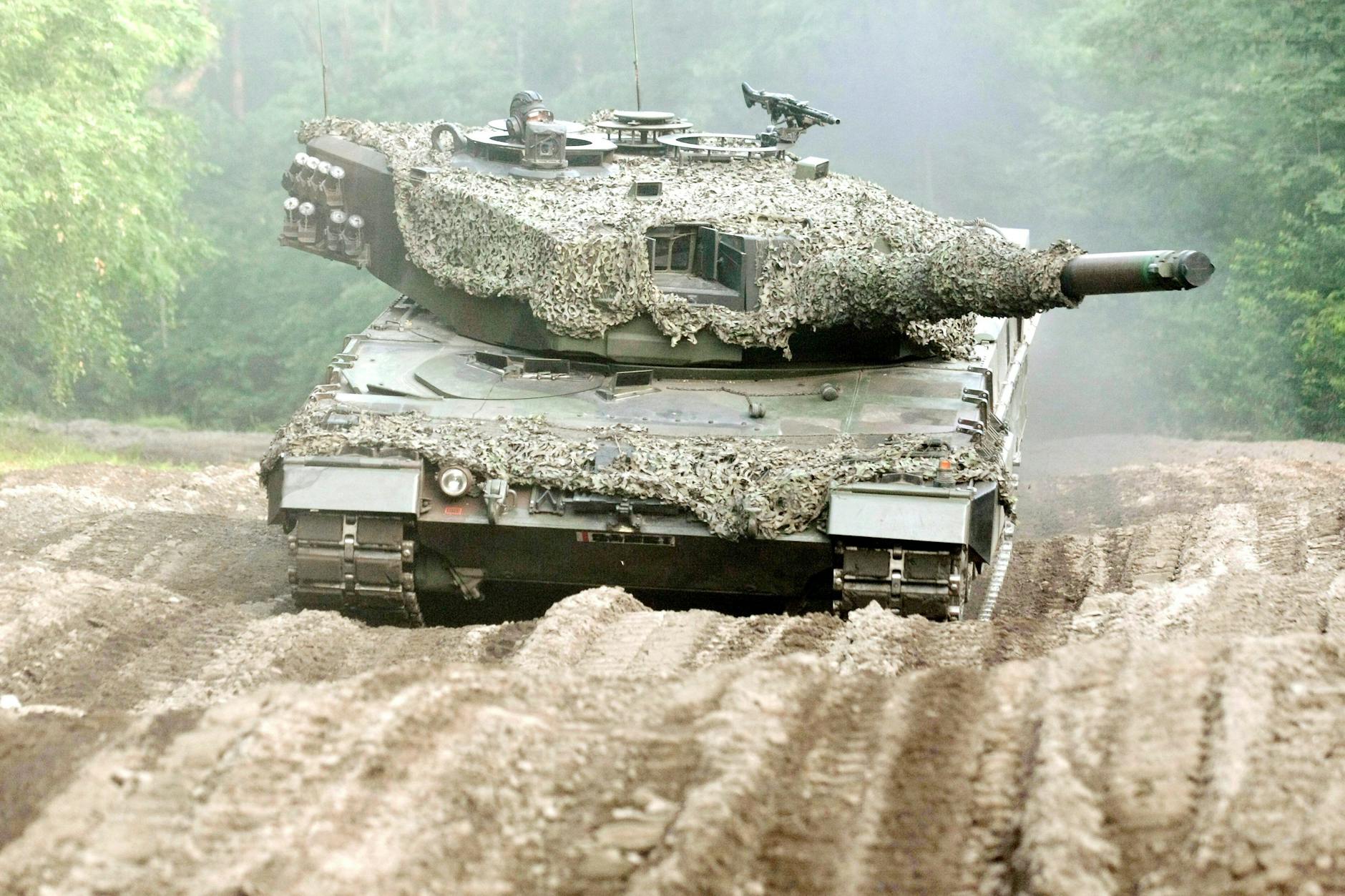 Ein Leopard 2A4 Panzer