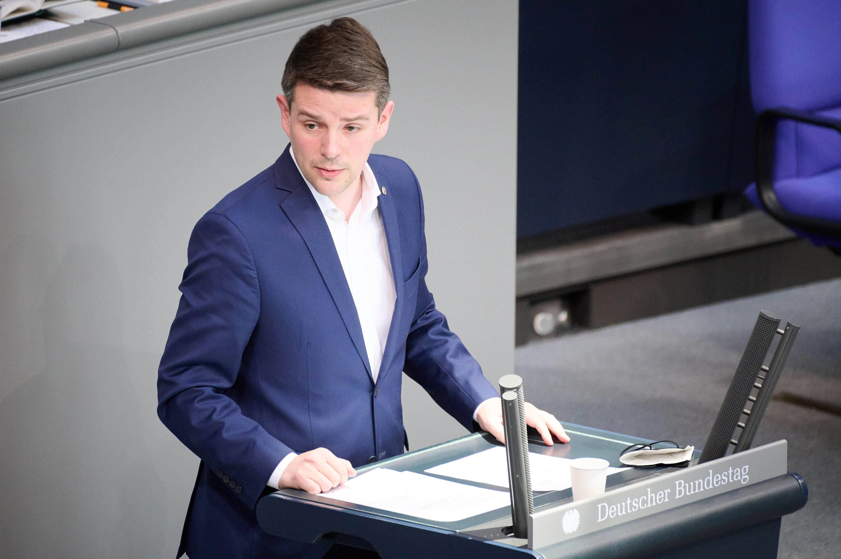 Zur Person