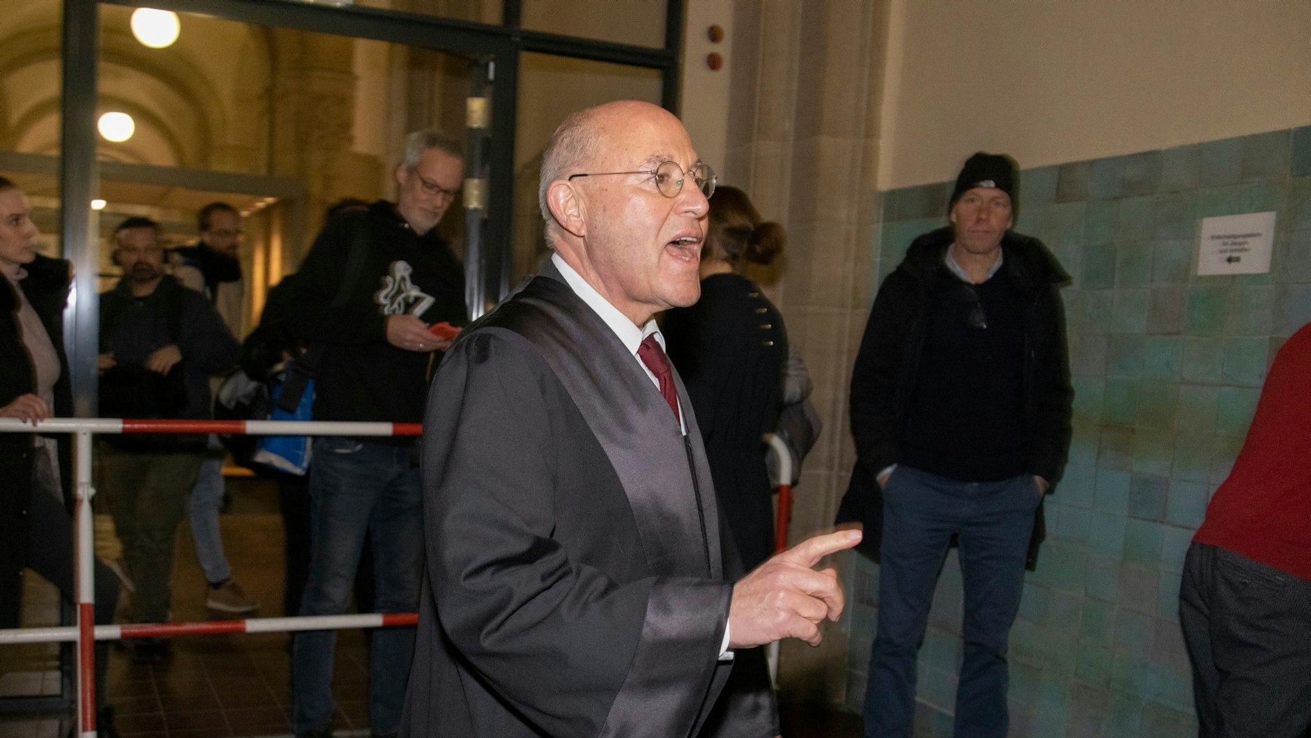 Verteidiger in Sachen Klimaaktivismus: Rechtsanwalt Gregor Gysi