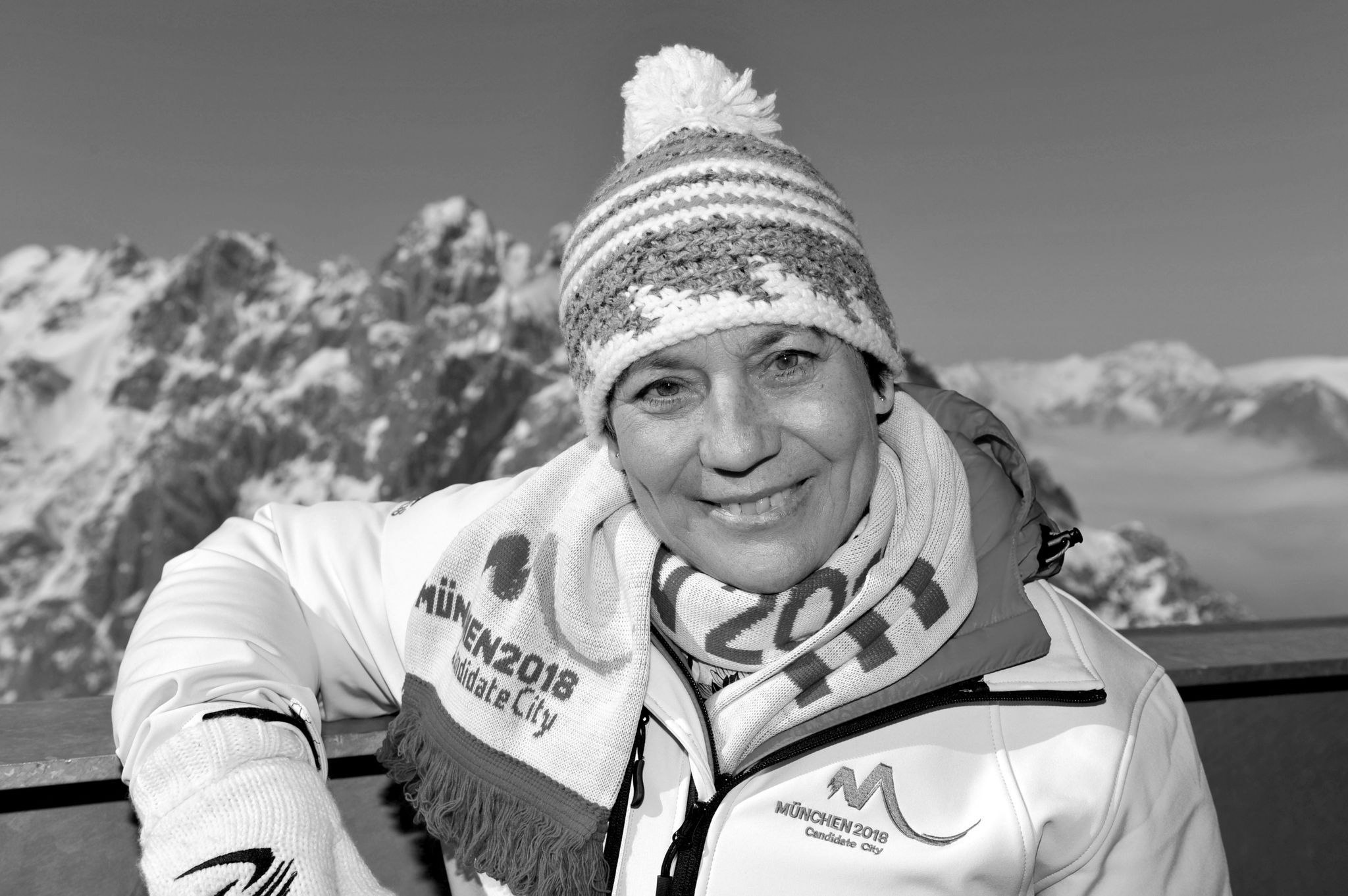 Rosi Mittermaier Grab Bild: A Lasting Tribute to a Legendary Skier