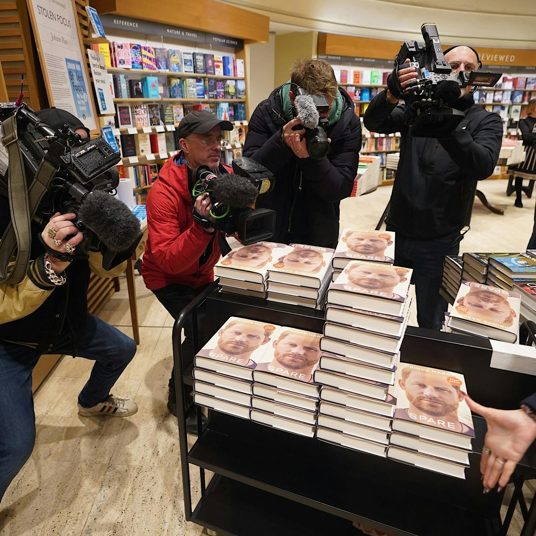 Prinz Harrys Biografie: „Willy“, Diana und der Boulevard