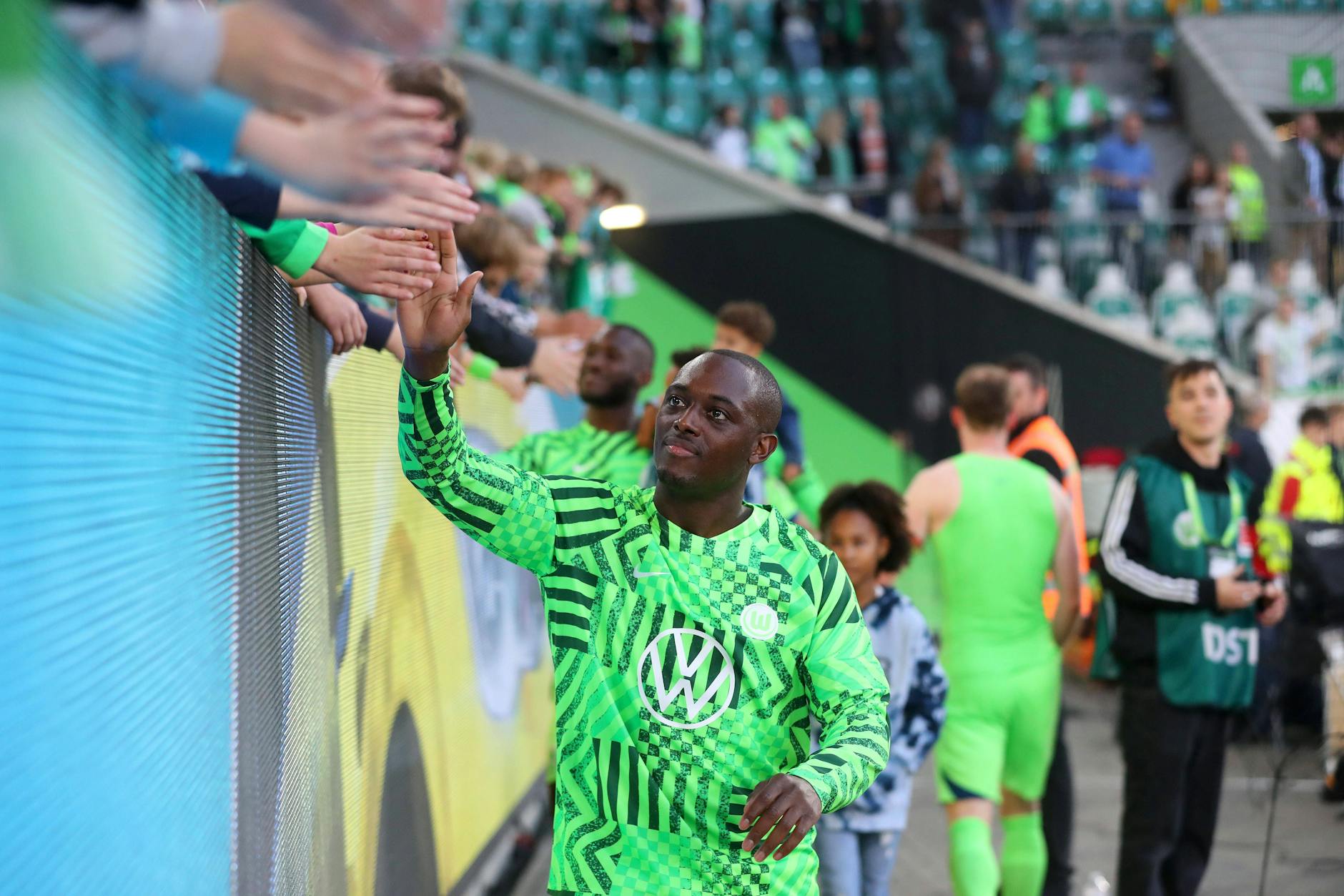 Jérome Roussillon verlässt den VfL Wolfsburg, spielte zuvor viereinhalb Jahre für die Niedersachsen.