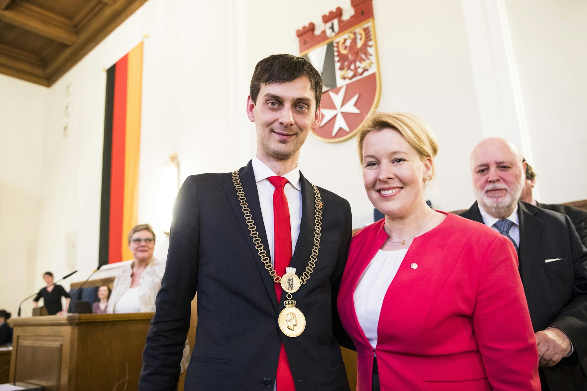 2018 übernahm Bezirksbürgermeister Martin Hikel die Bezirksführung von Franziska Giffey, die Bundesfamilienministerin wurde. Neukölln ist seit über 20 Jahren SPD-geführt.