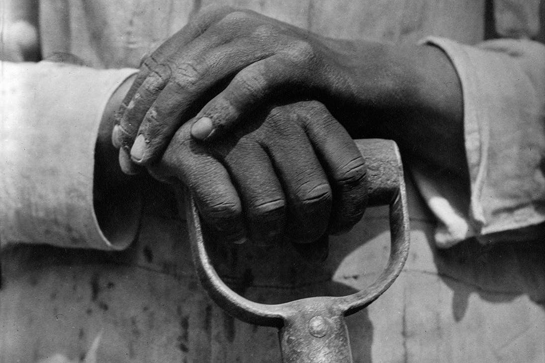 Tina Modotti, Hände eines Bauarbeiters, Mexiko, 1926
