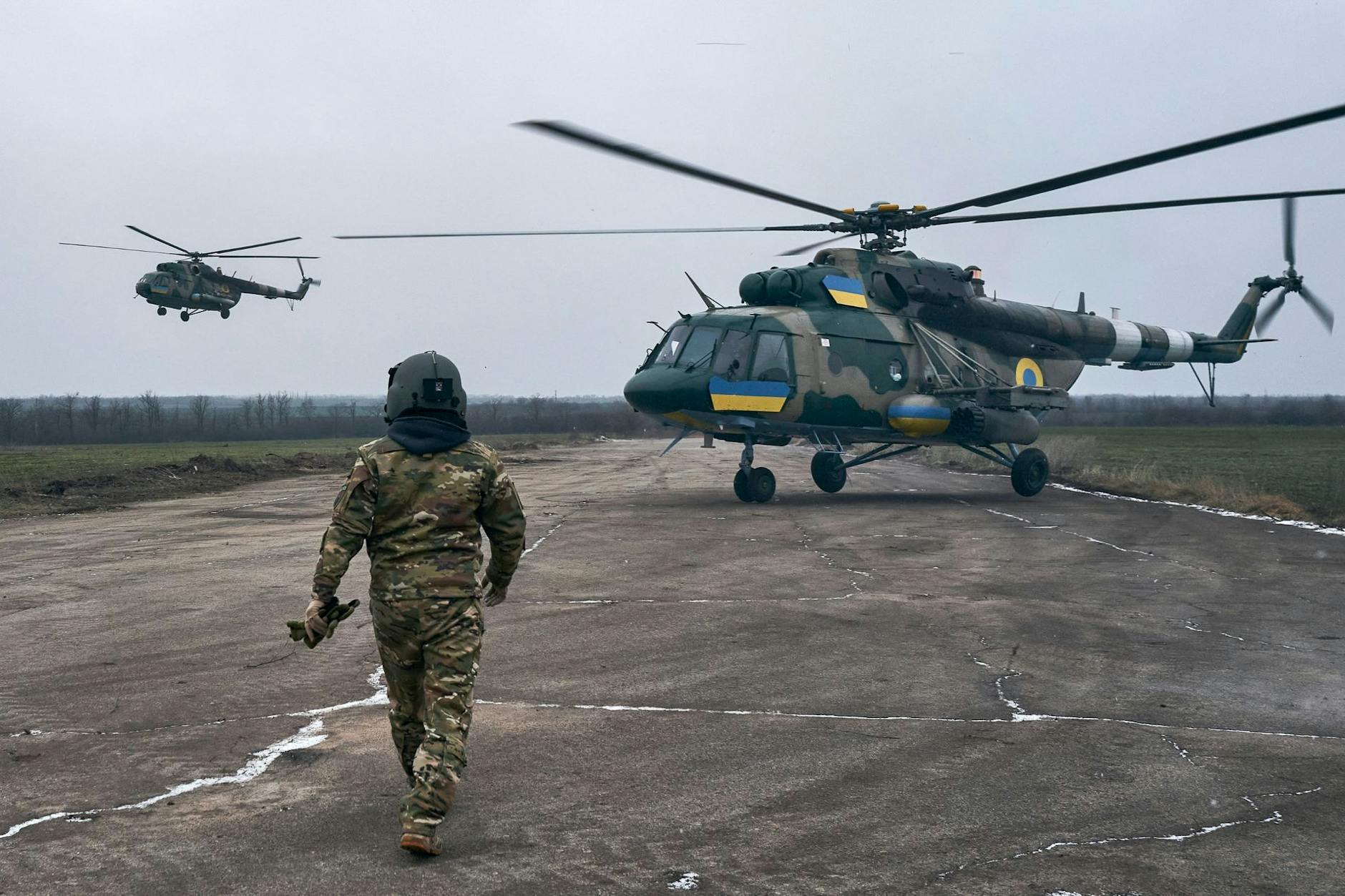 Ein ukrainischer Militärflugplatz in Cherson nahe der Frontlinie. 