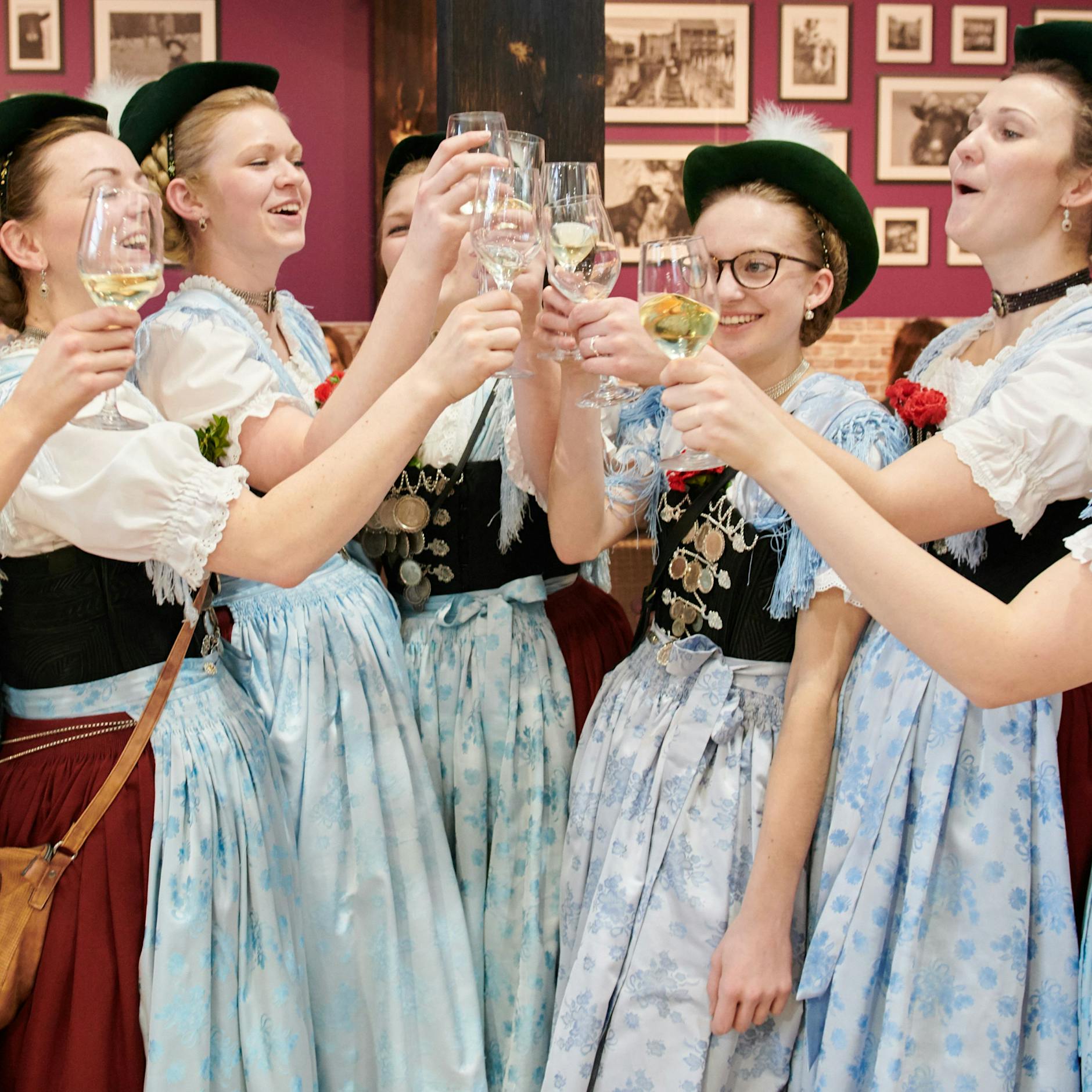 Und Prost! Die Grüne Woche, Deutschlands größte Fressmeile, feiert nach zwei Jahren Corona-Pause ein Comeback: Das erwartet Sie, das kostet der Futterspaß!