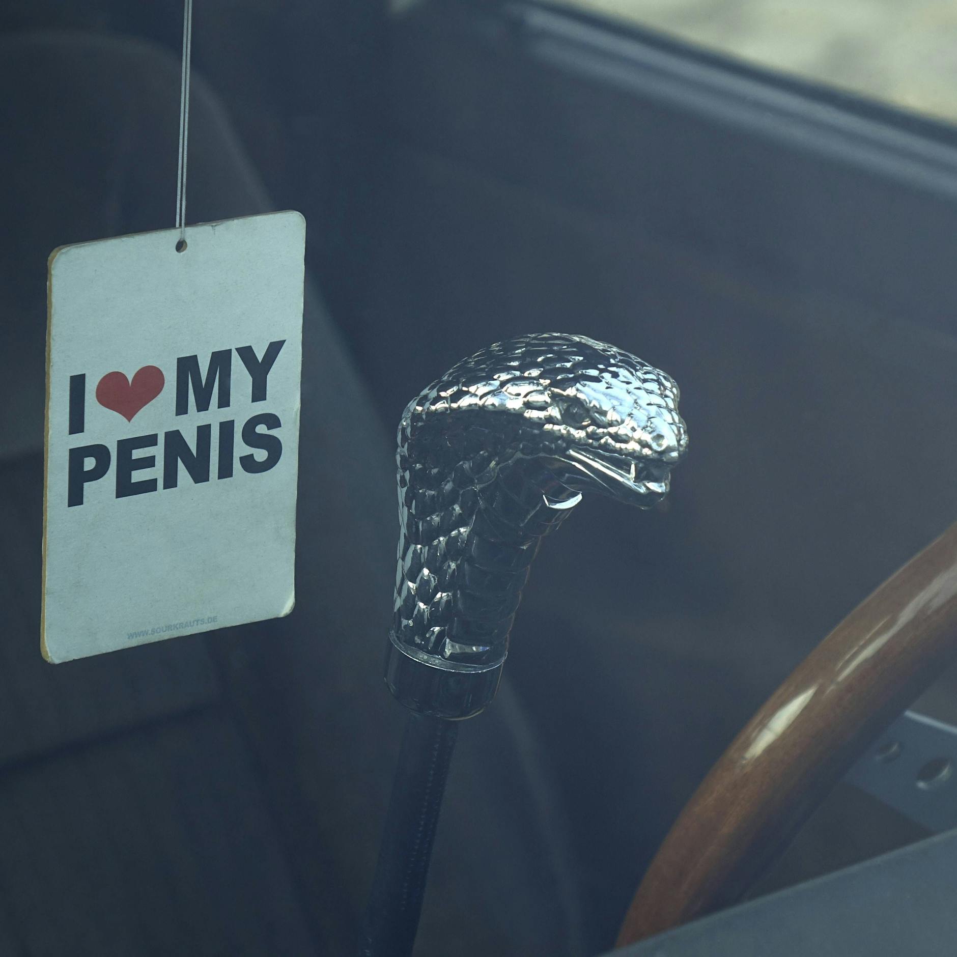 Studie beweist: DAS sagt Ihr Auto wirklich über die Länge Ihres Penis aus!