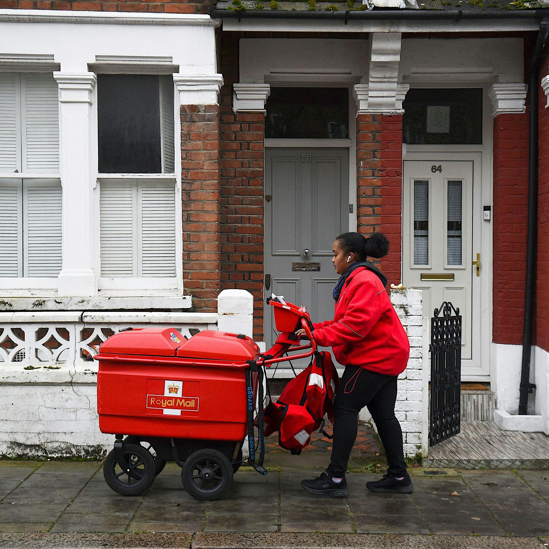 Cyberangriff auf Royal Mail: Mögliche Verbindung zu Russland