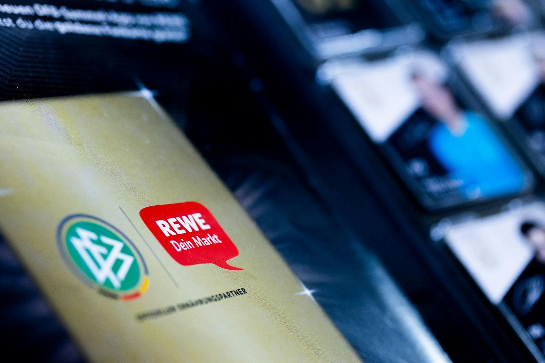 ARCHIV - Rewe kündigte während der WM seine Partnerschaft mit dem DFB.