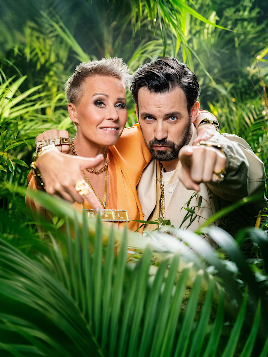 Die beiden Moderatoren der Reality-Show „Ich bin ein Star – Holt mich hier raus!“, Sonja Zietlow und Jan Köppen.