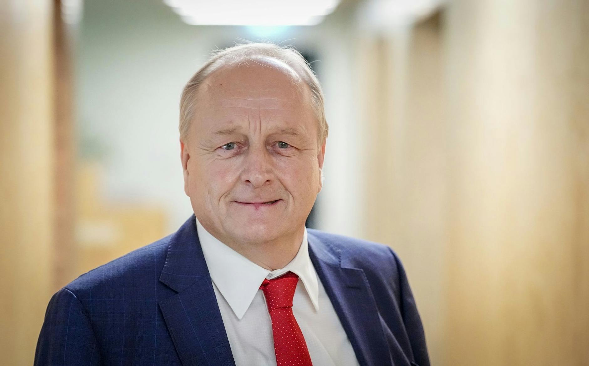 PRODUKTION - Laut Bauernpräsident Joachim Rukwied hat sich die Versorgungslage bei Düngemitteln leicht entspannt.