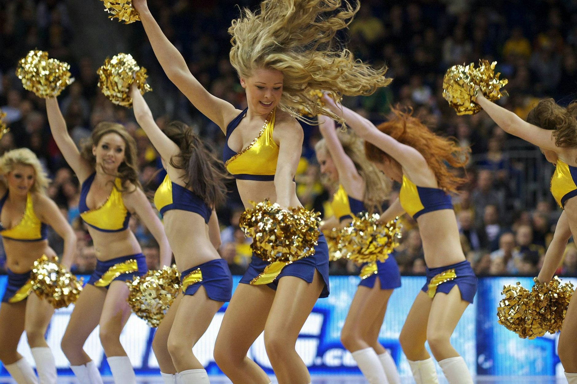 Cheerleader sind aus dem Berliner und Brandenburger Sport nicht mehr wegzudenken.