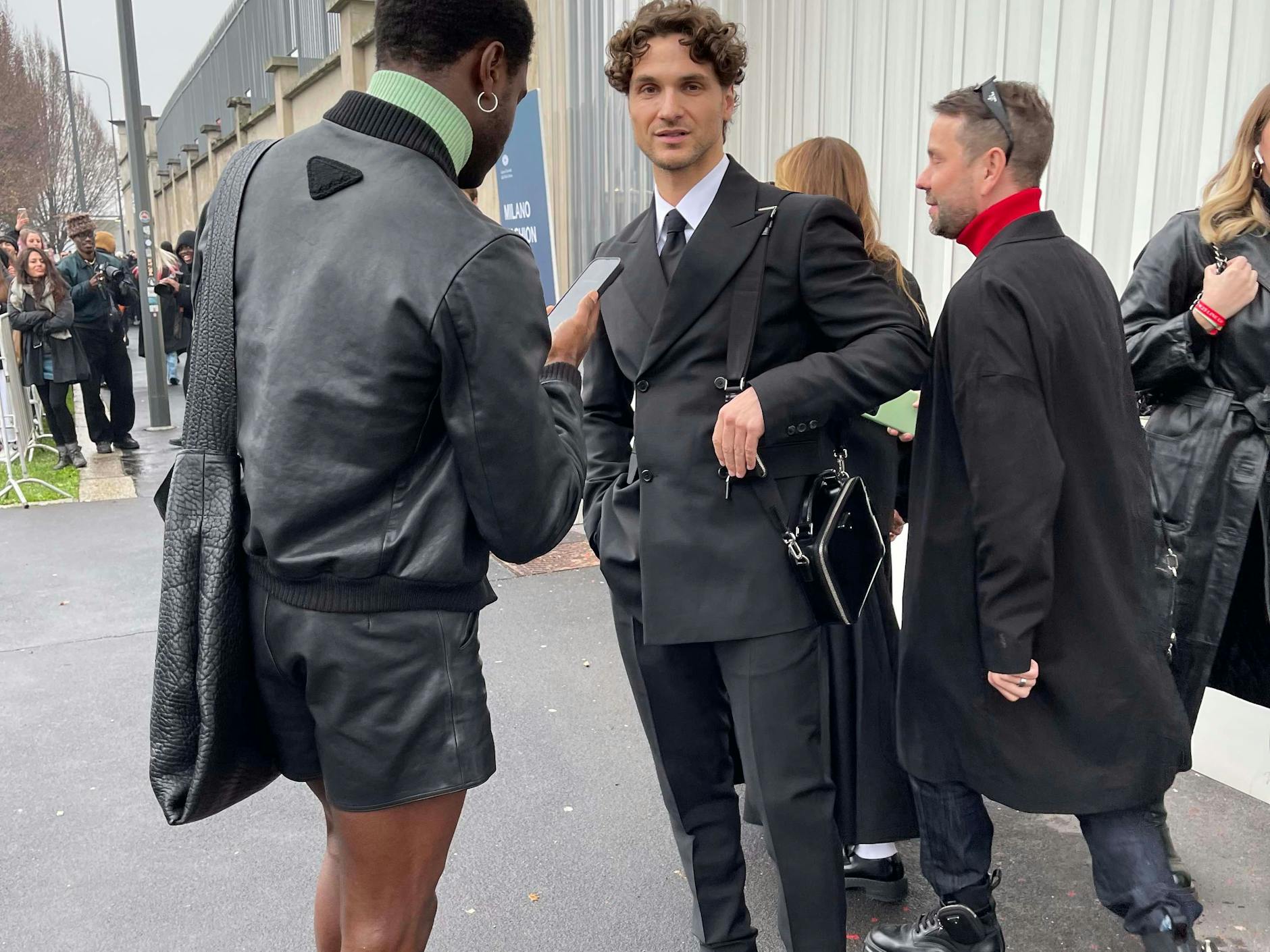 Eins ist klar, perfekte Anzüge kommen von Prada.