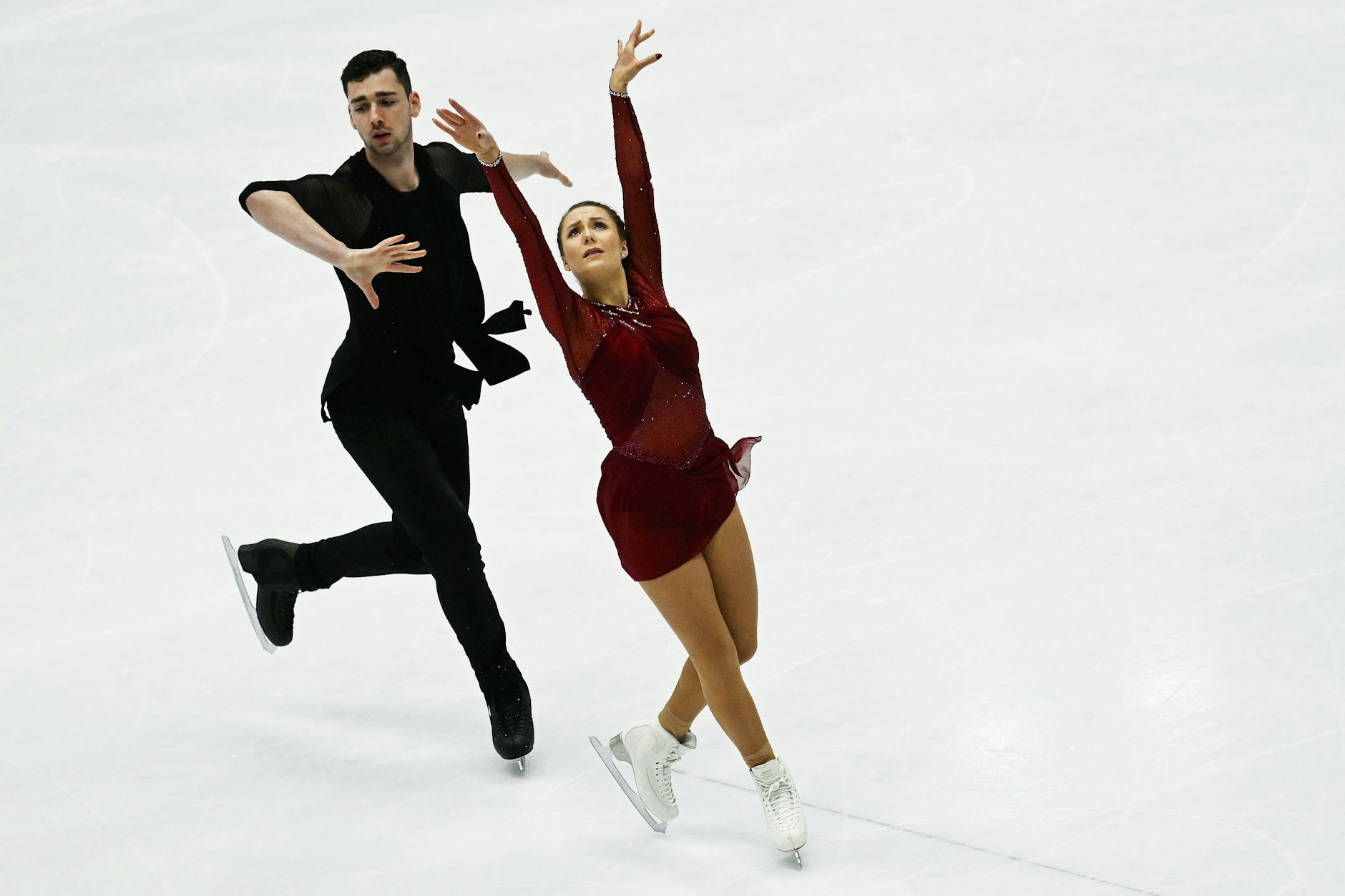 Bei den Deutschen Meisterschaften in Oberstdorf begeisterten Annika Hocke und Robert Kunkel das Publikum. Was geht bei der EM?