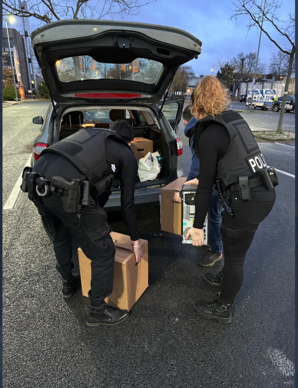 Razzia gegen Kinderpornos: Über 20 Verdächtige – ein Vater soll Nacktbilder seiner Tochter (13) zur Verfügung gestellt haben