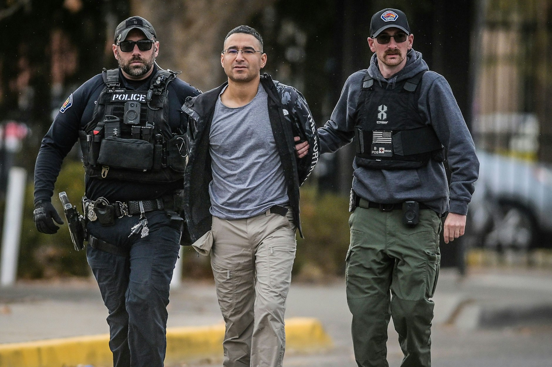 Der republikanische Politiker Solomon Peña wird verhaftet.