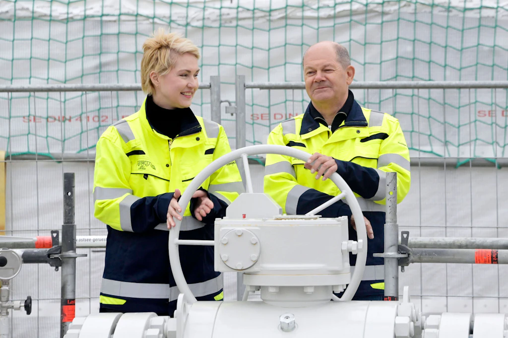 Kommt unser LNG auch aus Russland? Bundesregierung kann das nicht ausschließen