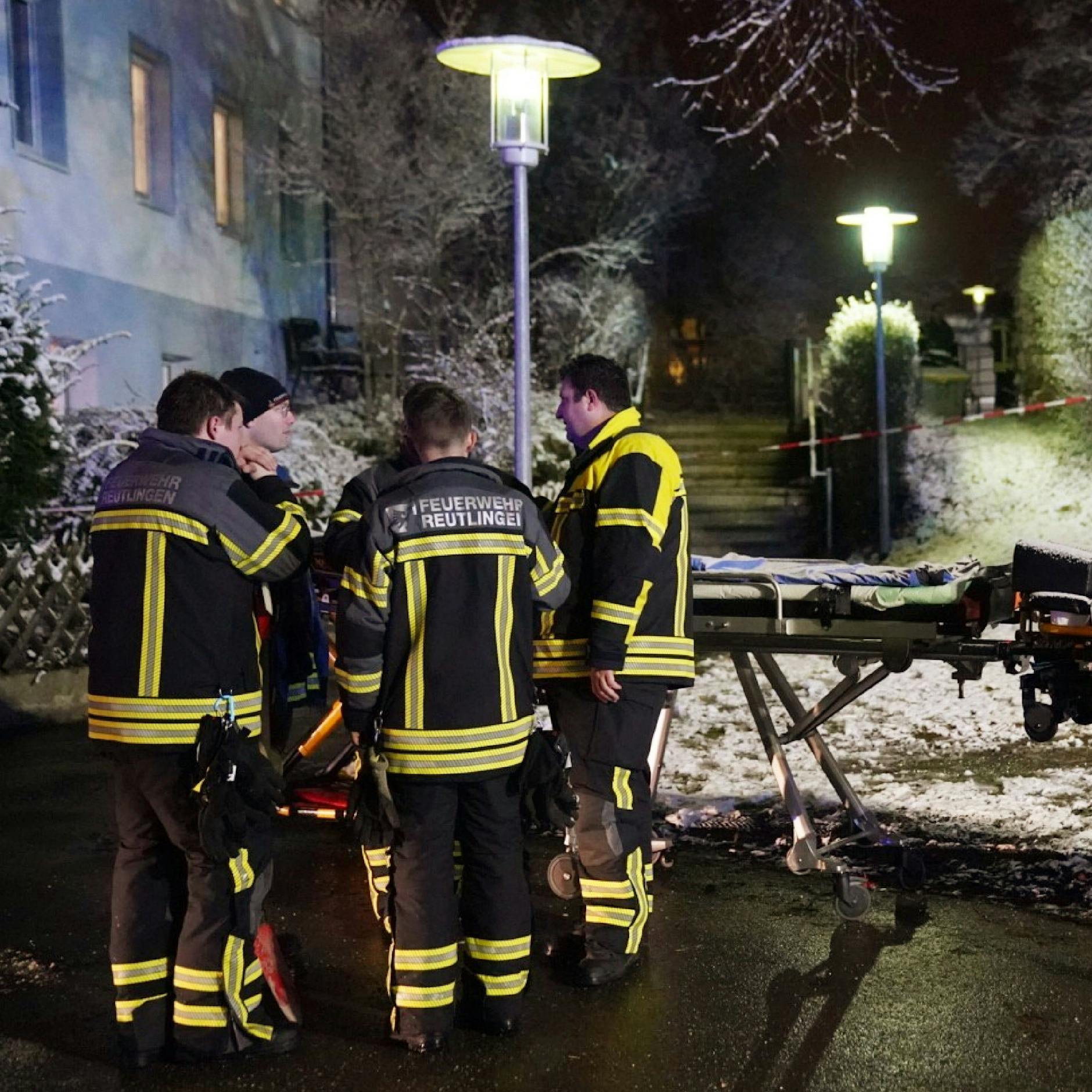 Update! Feuer-Tragödie im Pflegeheim: 3 Menschen sterben! Bewohnerin (57) soll Brand absichtlich gelegt haben