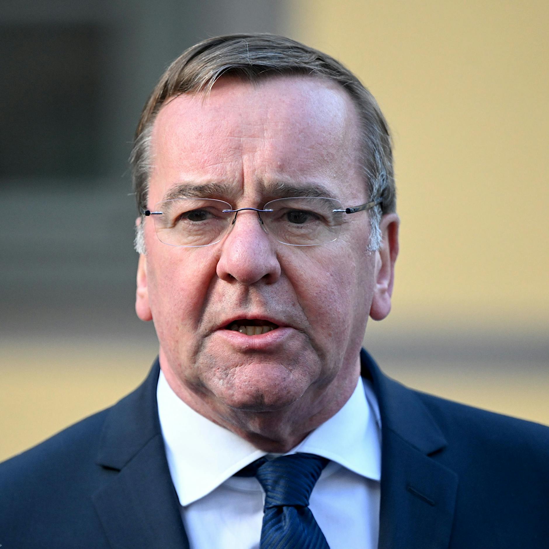 Verteidigungsminister: Wie dumm, dass Boris Pistorius keine Frau ist