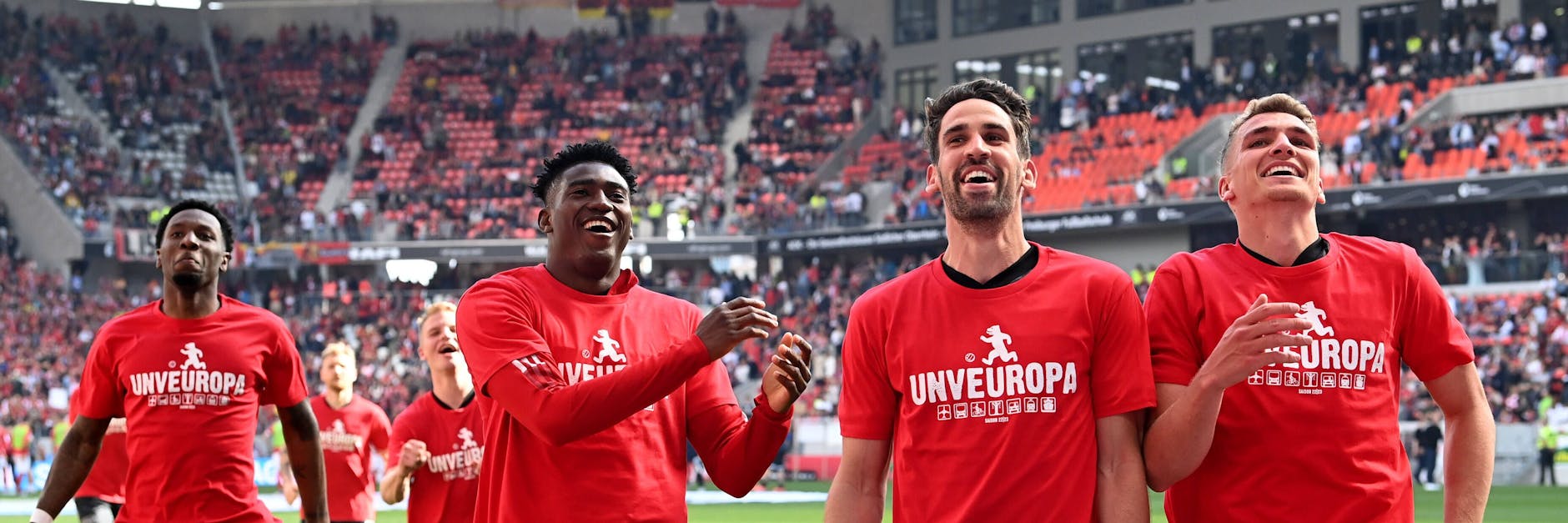 Im Mai feierten die Spieler des 1. FC Union die erneute Qualifikation für Europa und setzten im Herbst noch einen drauf. Nun wartet Ajax Amsterdam. 